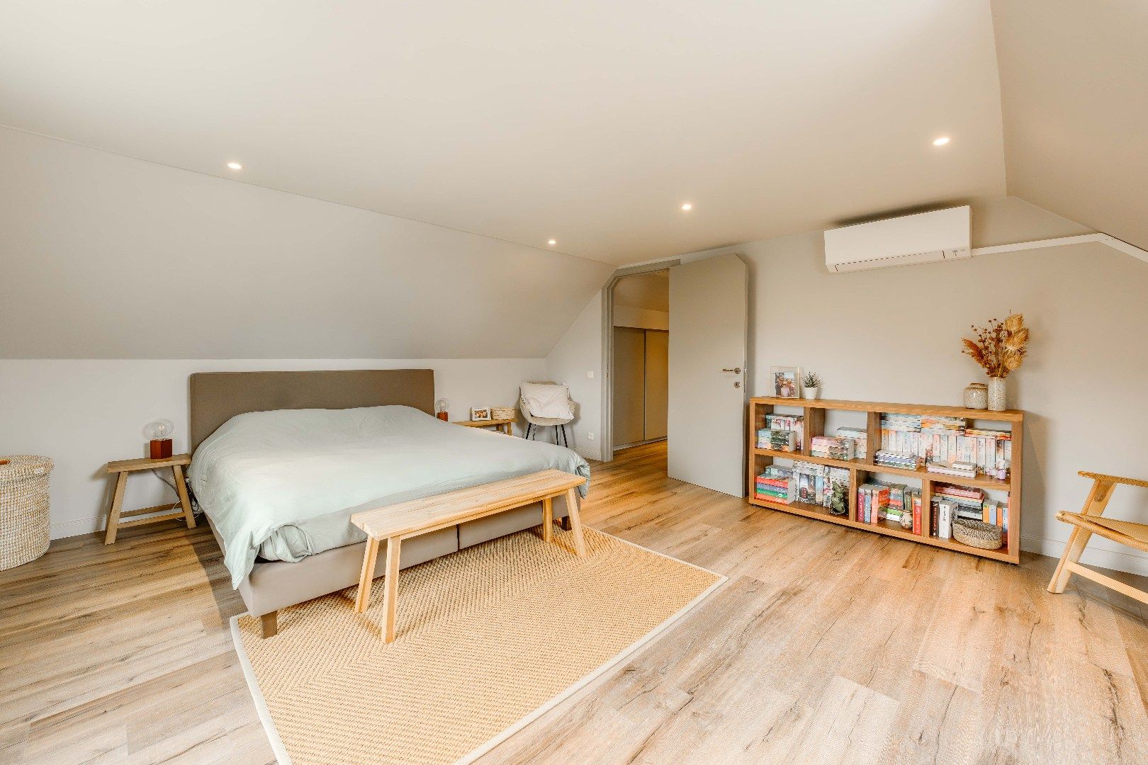 PRACHTIG GERENOVEERDE VILLA OP 616 m² | 3 SLPKS | 2 BADKAMERS foto 26