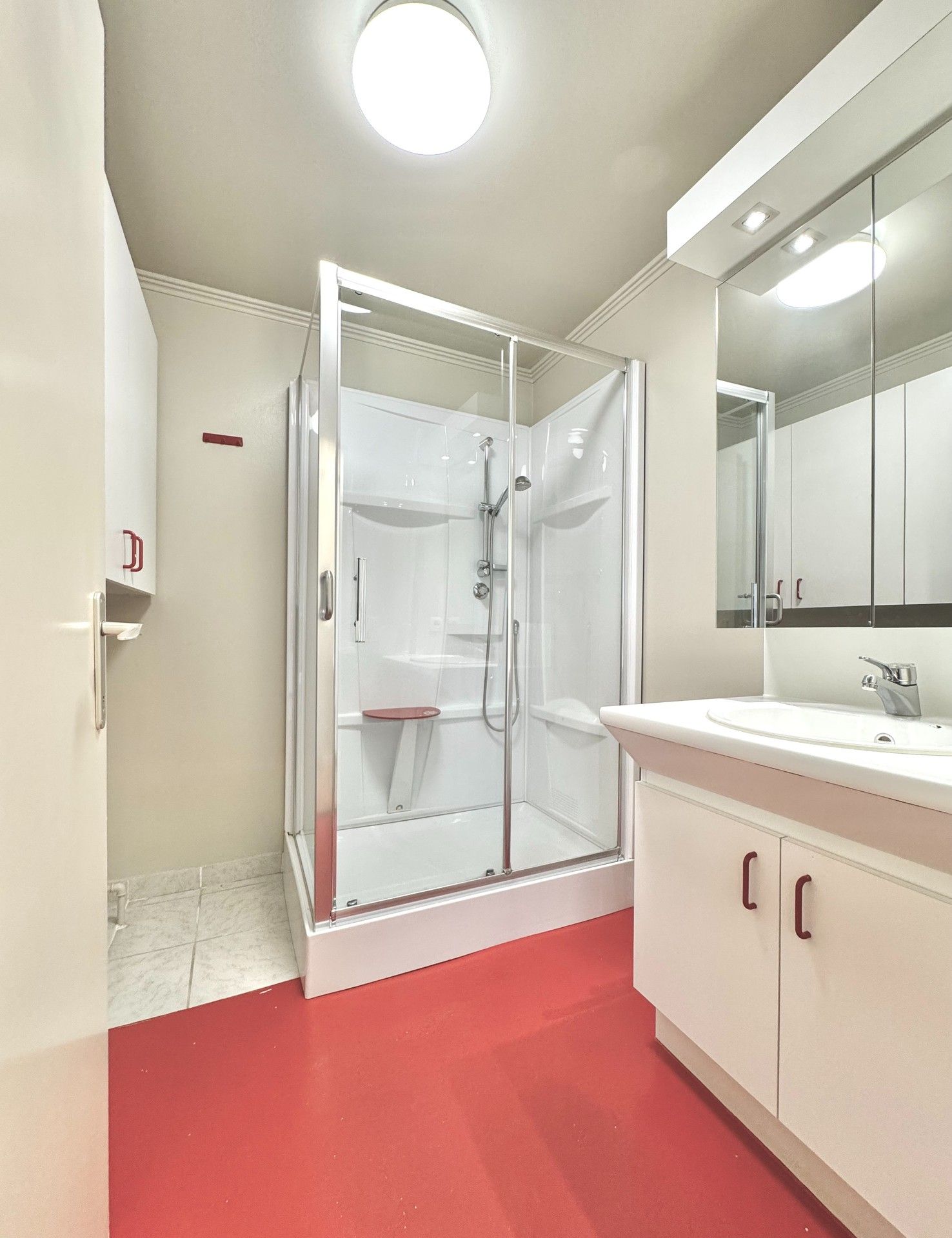 RUIME WONING MET MAGAZIJN EN UITWEG op 493 m² foto 17