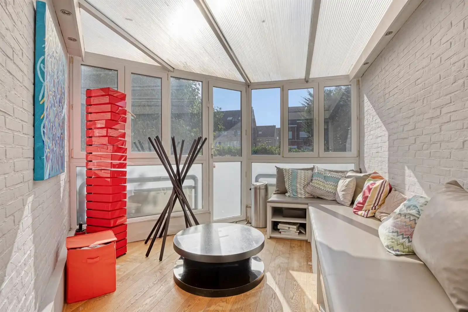 Lichtrijke en ruime 3-gevelwoning met tuin en dubbele garage foto 13