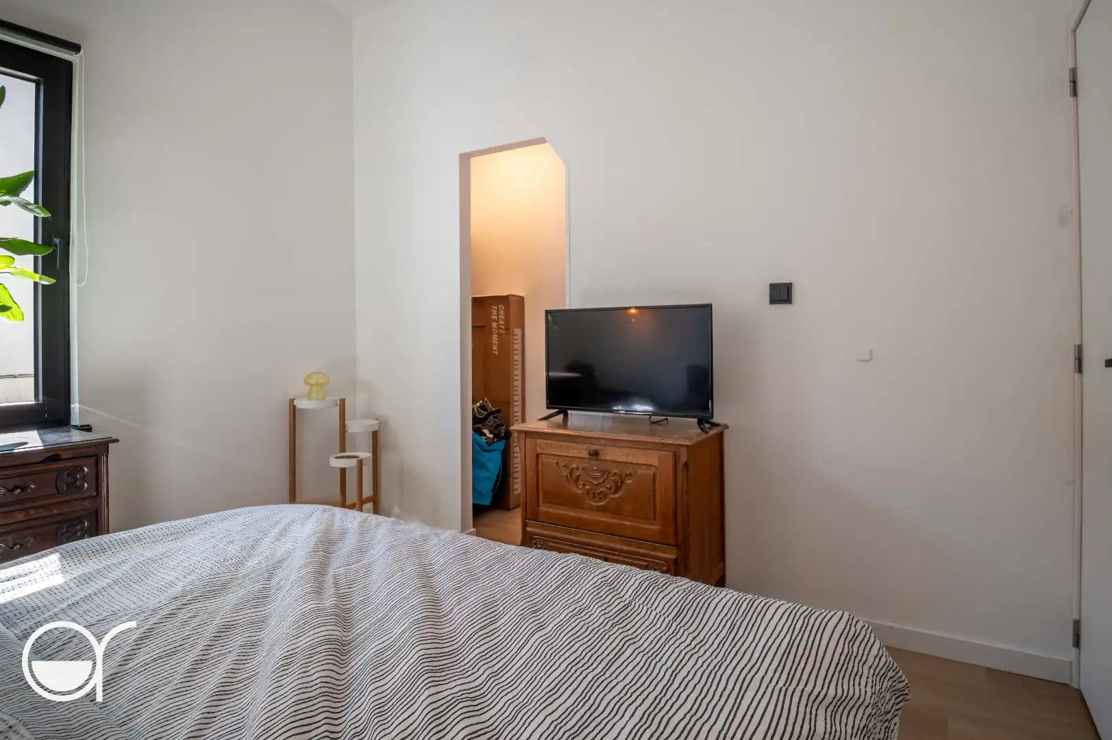 Volledig gerenoveerde woning gelegen aan het klein begijnhof. foto 14