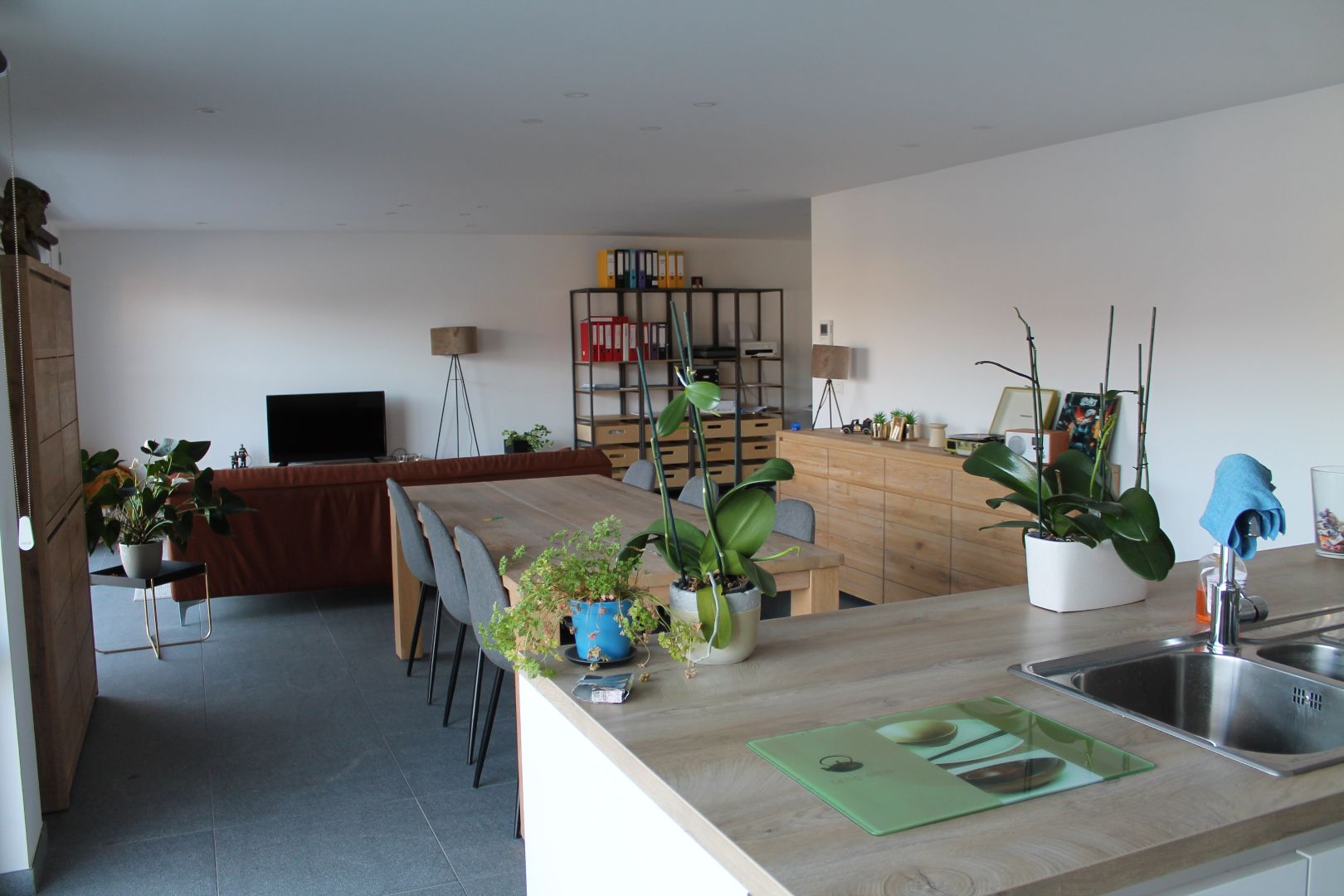 Prachtig appartement op de 1e verdieping met 2 terrassen en 2 slaapkamers foto 5