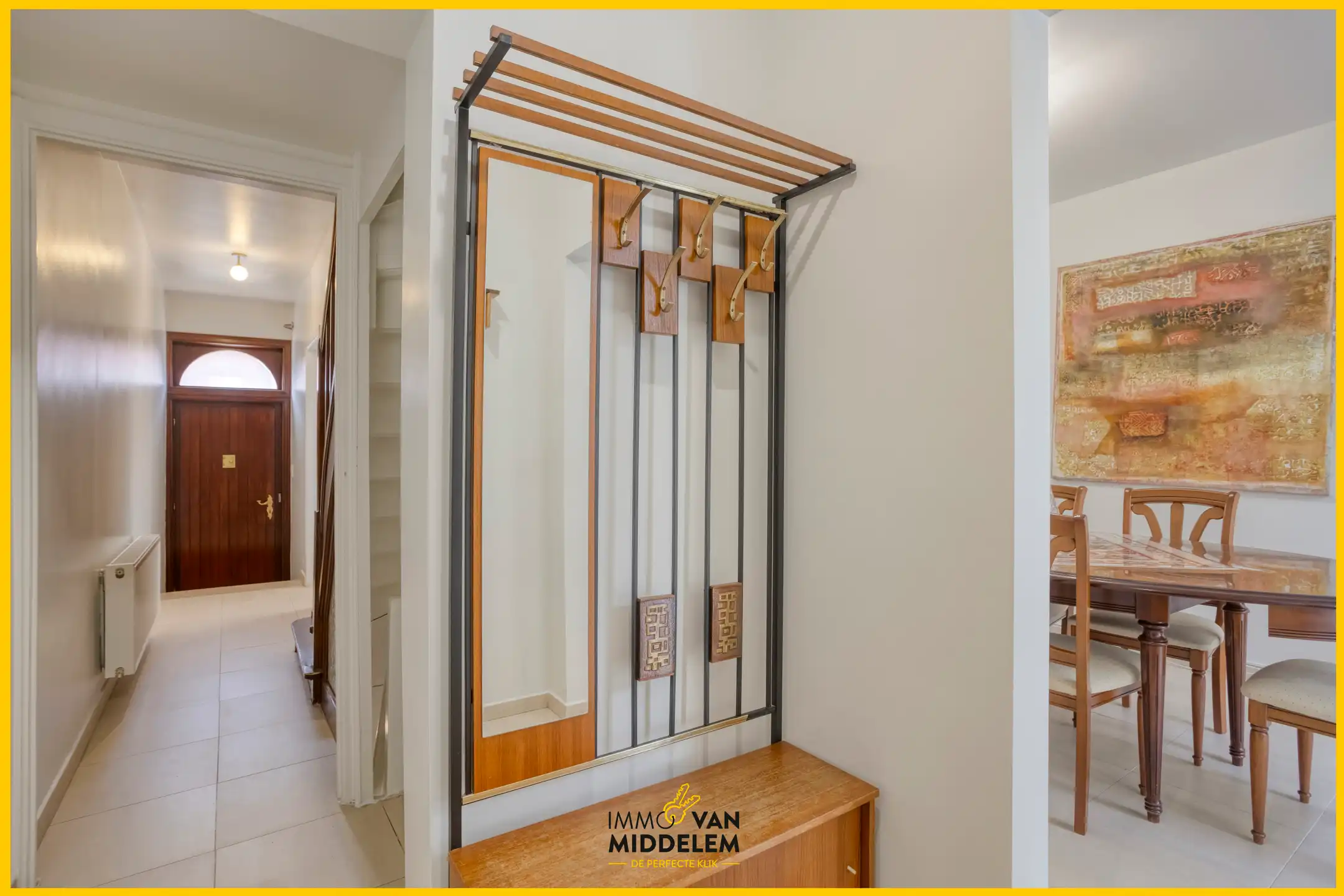 GERENOVEERDE BEL-ÉTAGE MET 3 SLAAPKAMERS EN TUIN foto 6