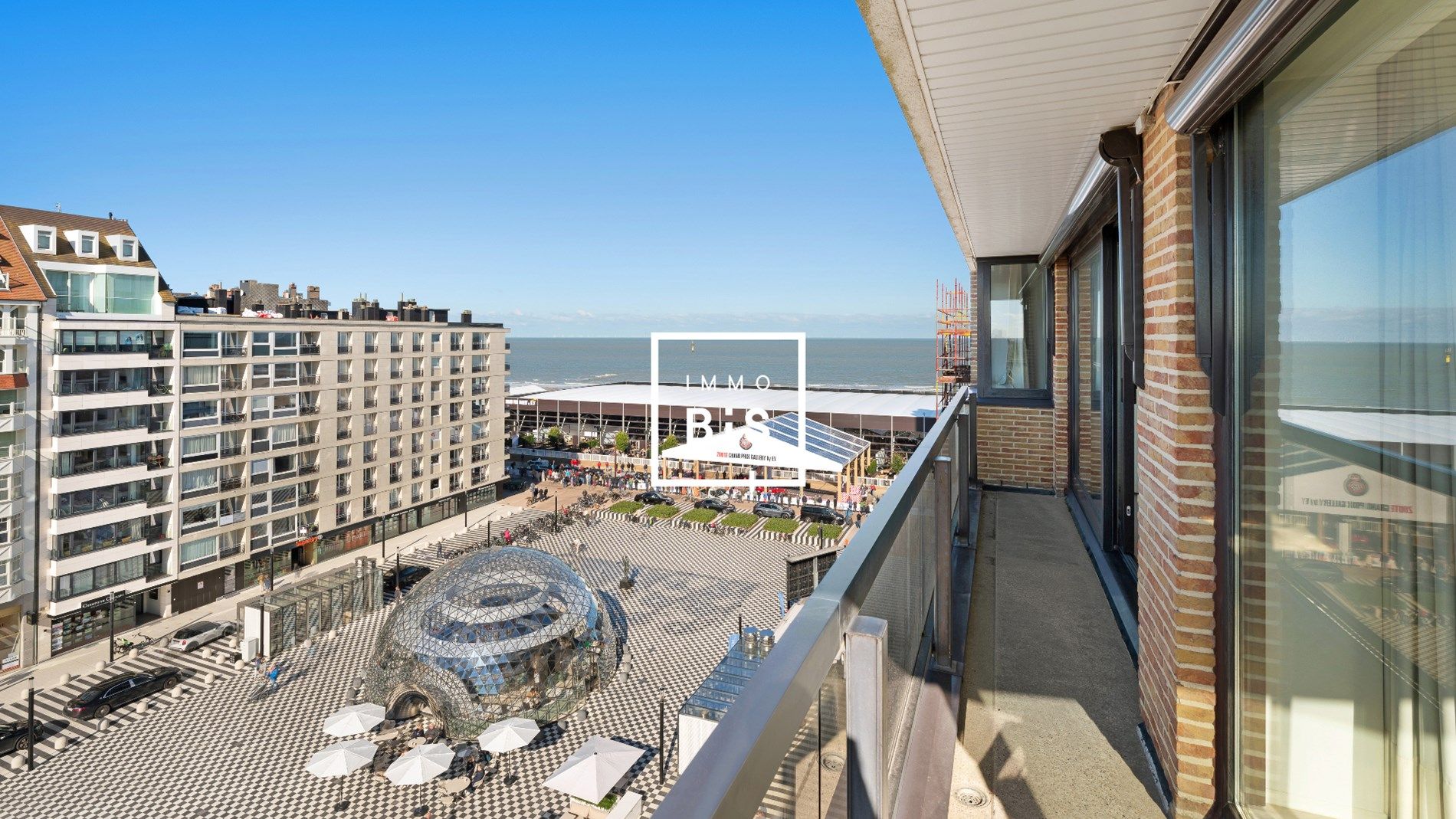 Exclusief hoek-appartement op toplocatie met perfecte oriëntatie op het Albertplein. foto 11