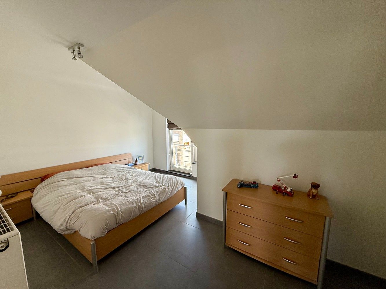 Trendy duplex appartement in centrum Zingem foto 7