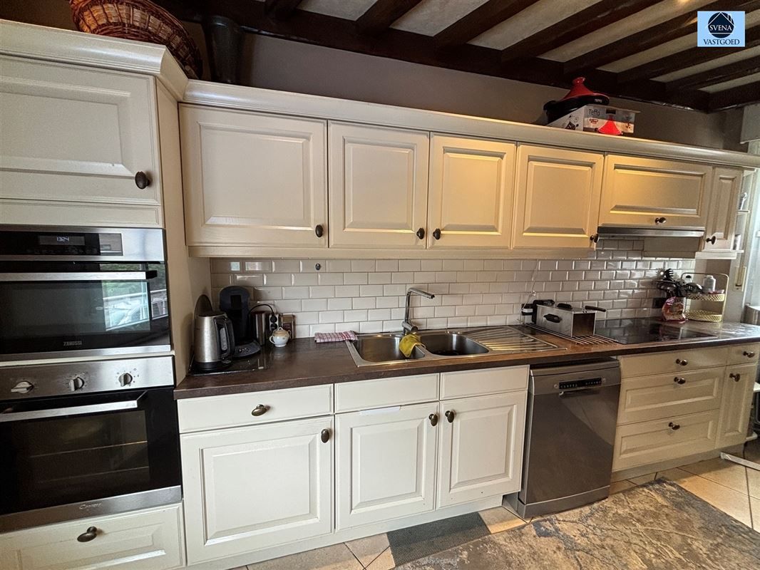 3-GEVELWONING MET 4 SLAAPKAMERS EN TUIN foto 4