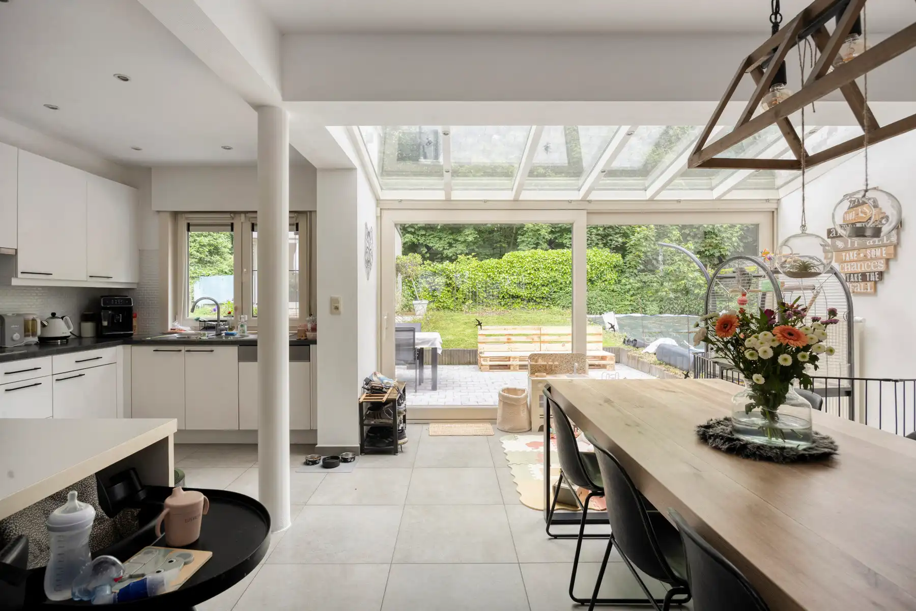 Instapklare woning met 4 slaapkamers en zicht op park foto 11