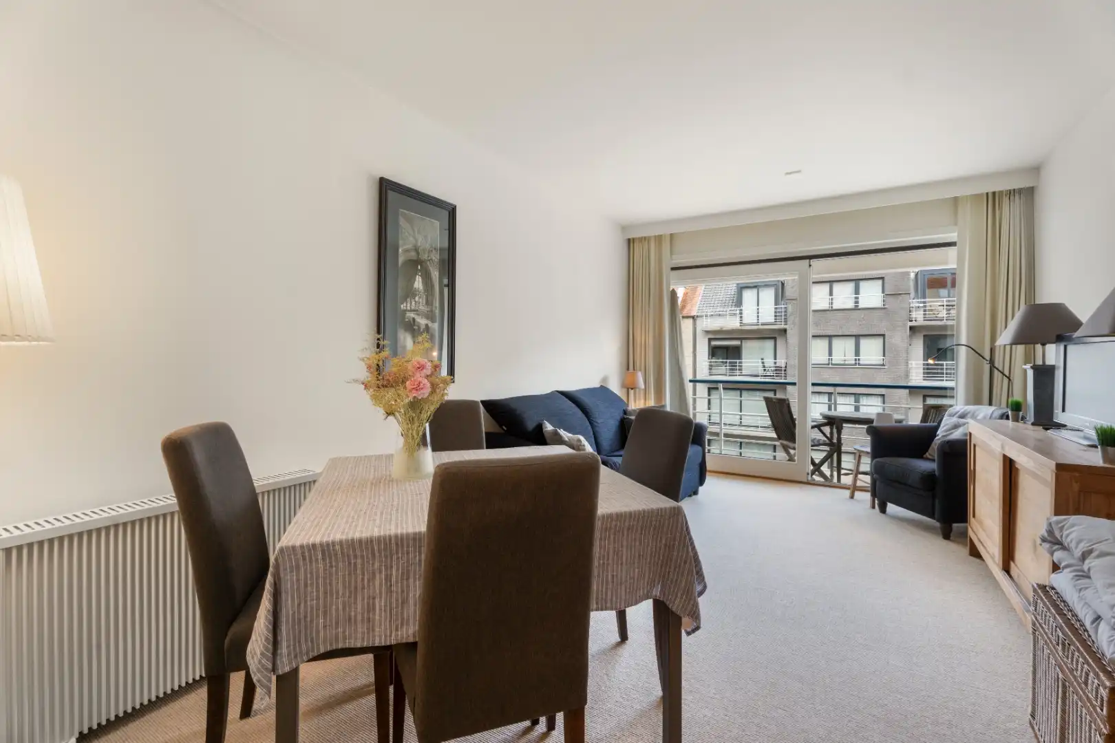Studio met zuidgericht terras in de winkelstraat van Nieuwpoort. foto 2