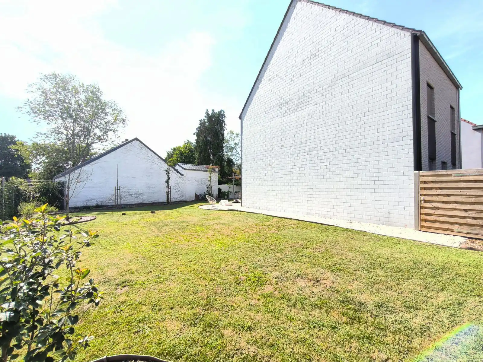 Mooi perceel voor HOB op ca. 253 m² inclusief dubbele muur met de buren!  foto 3