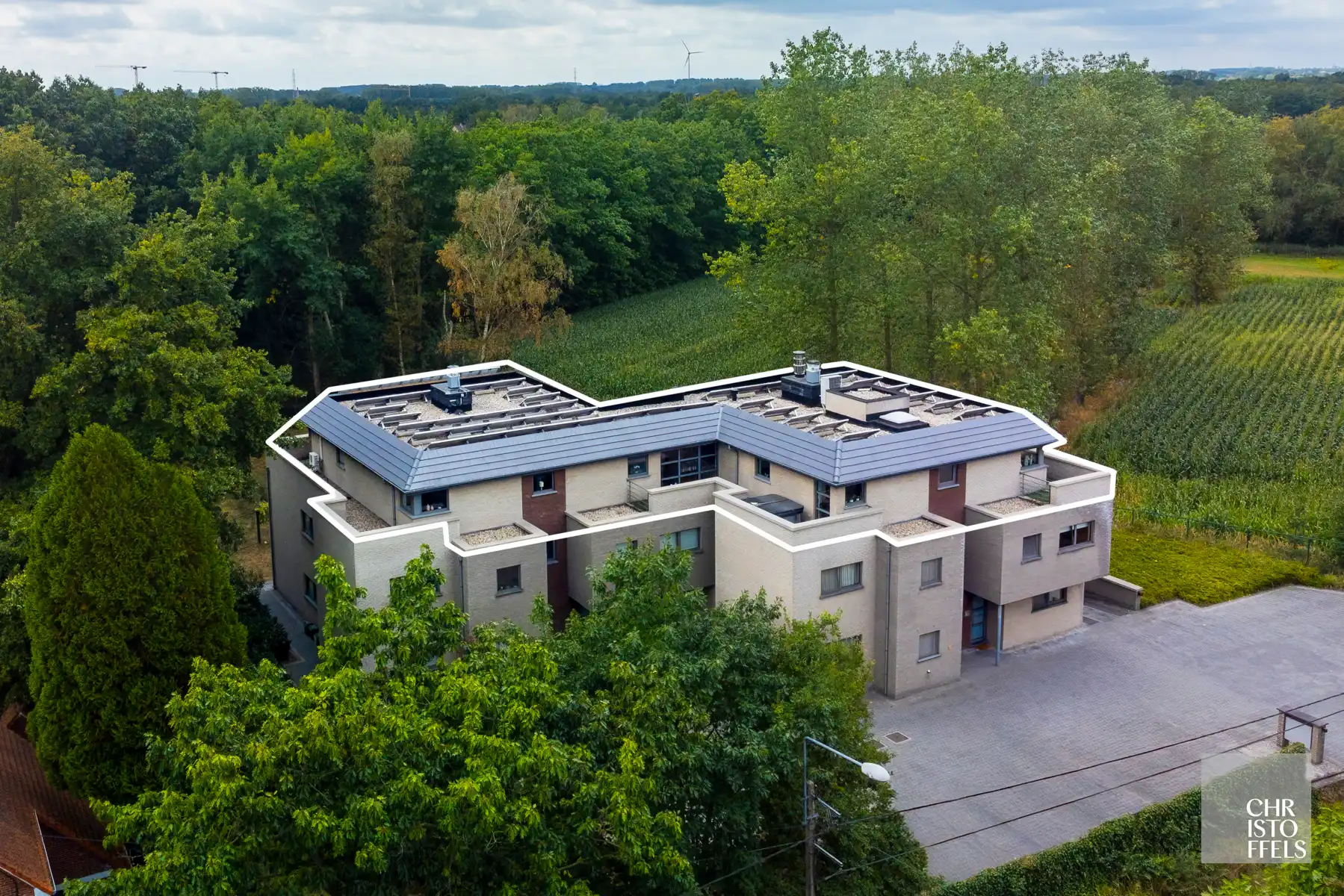 Penthouse (282 m²) met zuidgeoriënteerd terras in Hasselt! foto {{pictureIndex}}