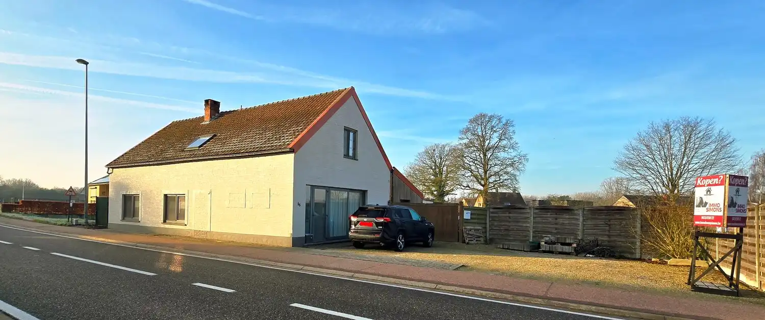 Huis te koop foto {{pictureIndex}}