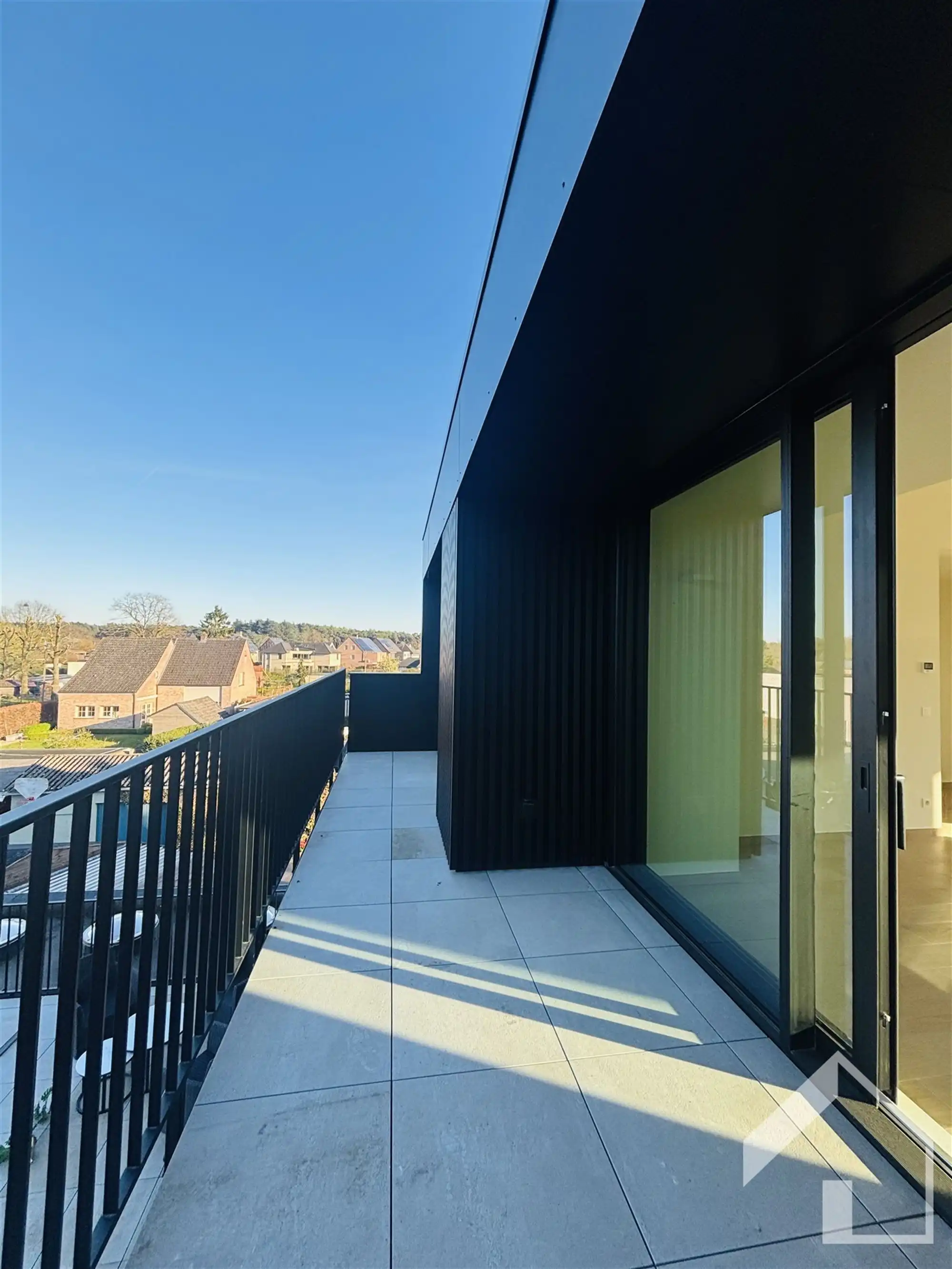 Nieuwbouwappartement op de 2e verdieping met lift foto 8