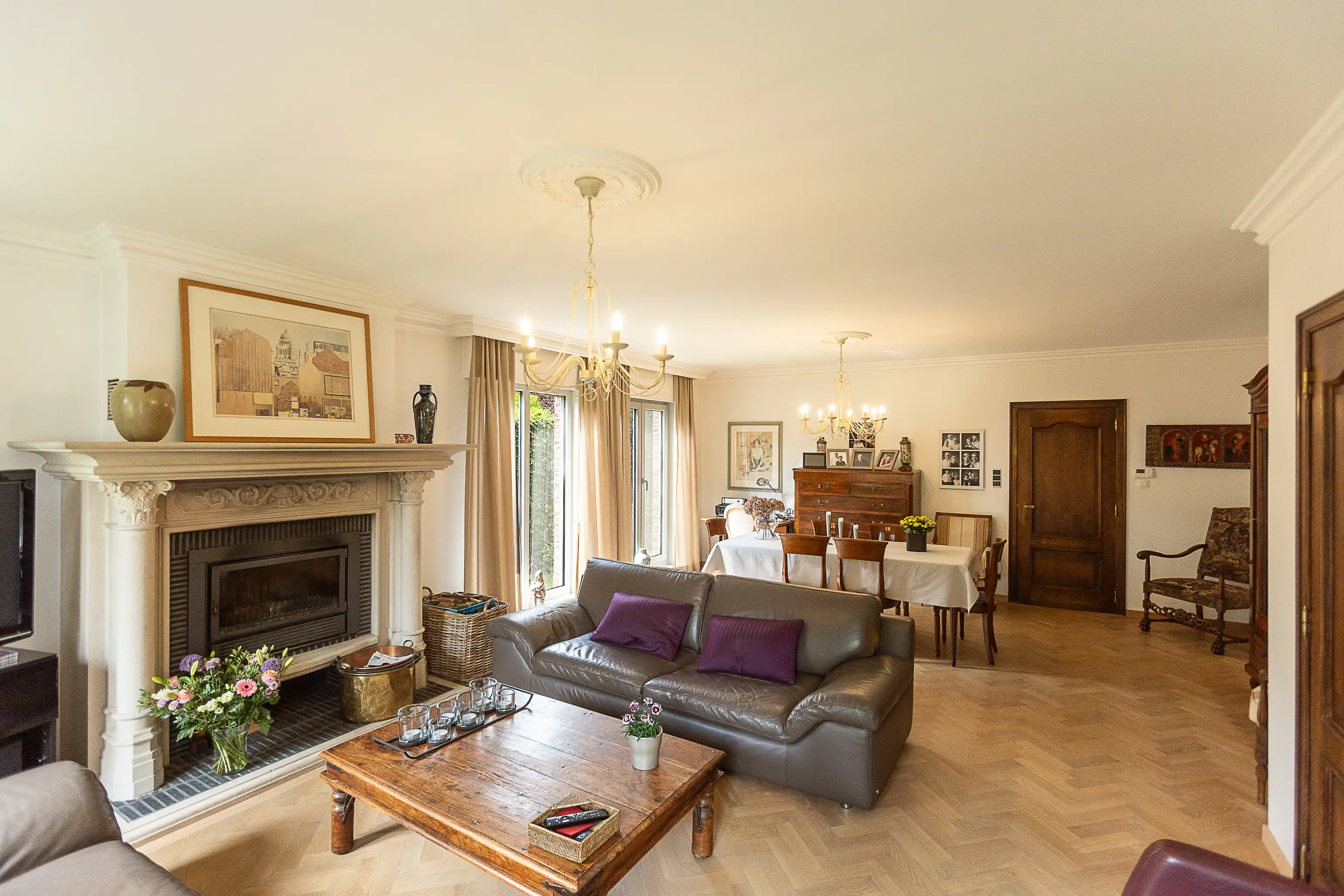 Karaktervolle, perfect onderhouden woning in Aalter foto 6