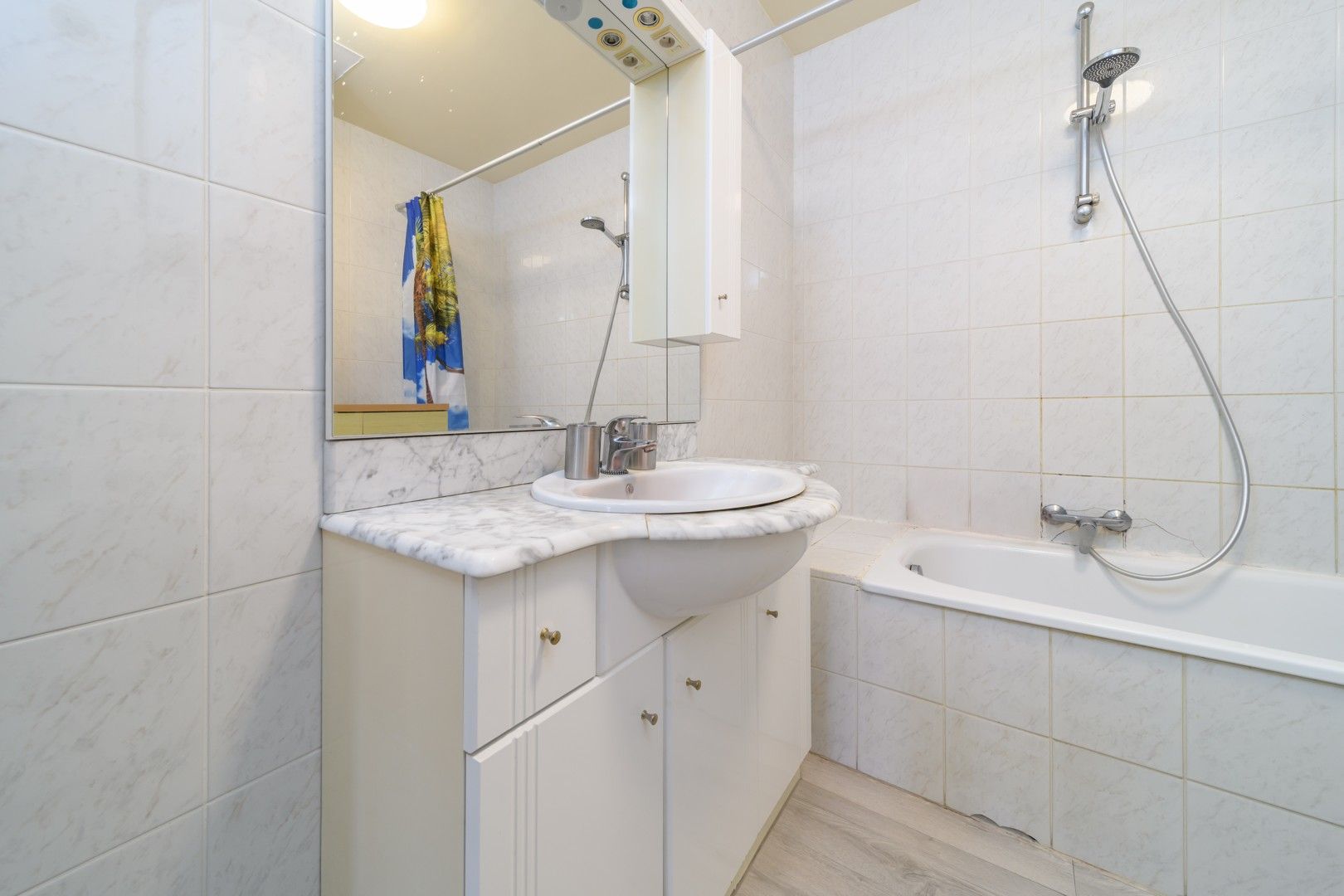 Gezellig, lichtrijk appartement op de 1ste verdieping foto 8
