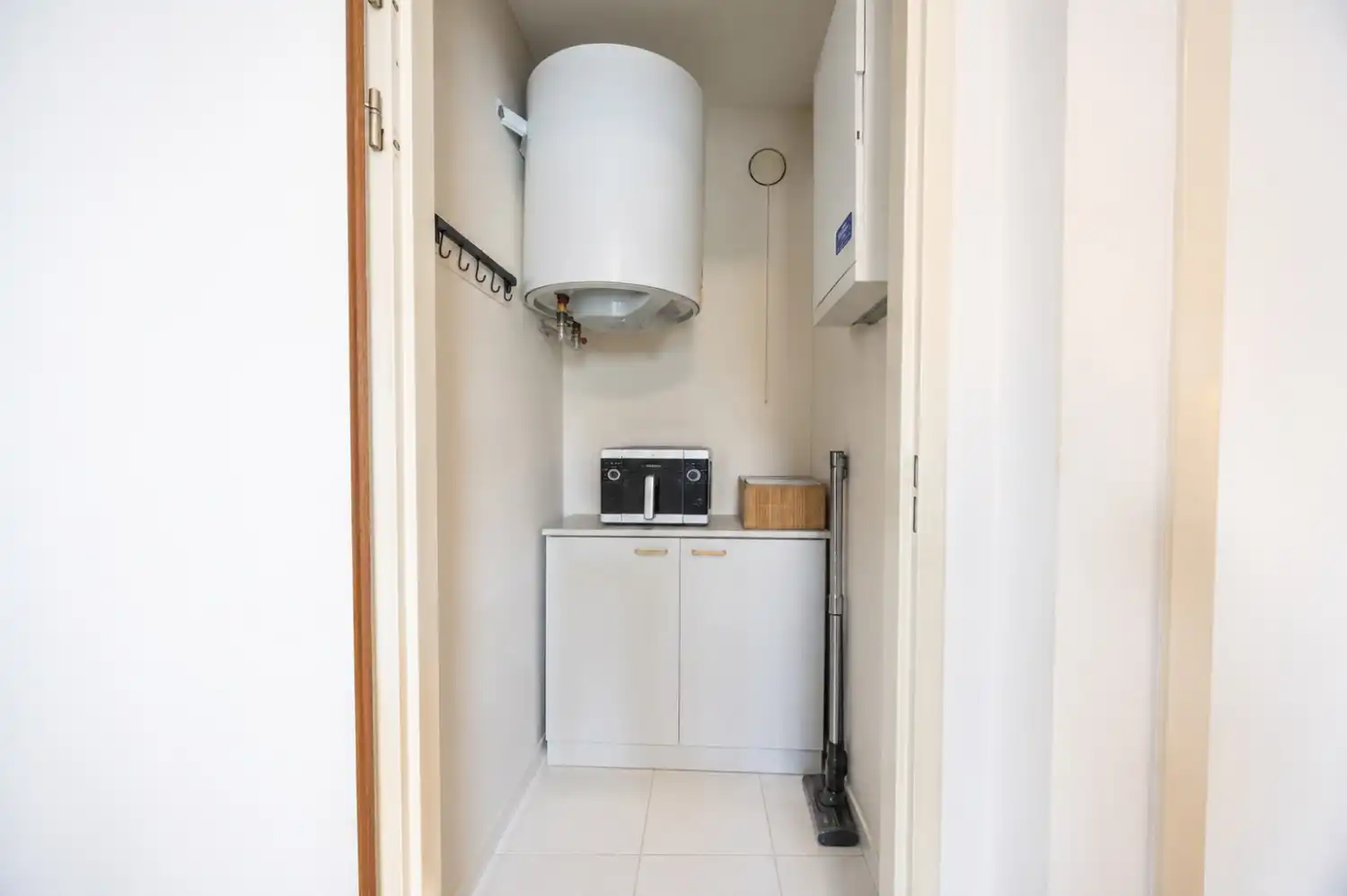 Gerenoveerde studio met zeezicht in hartje Middelkerke foto 13