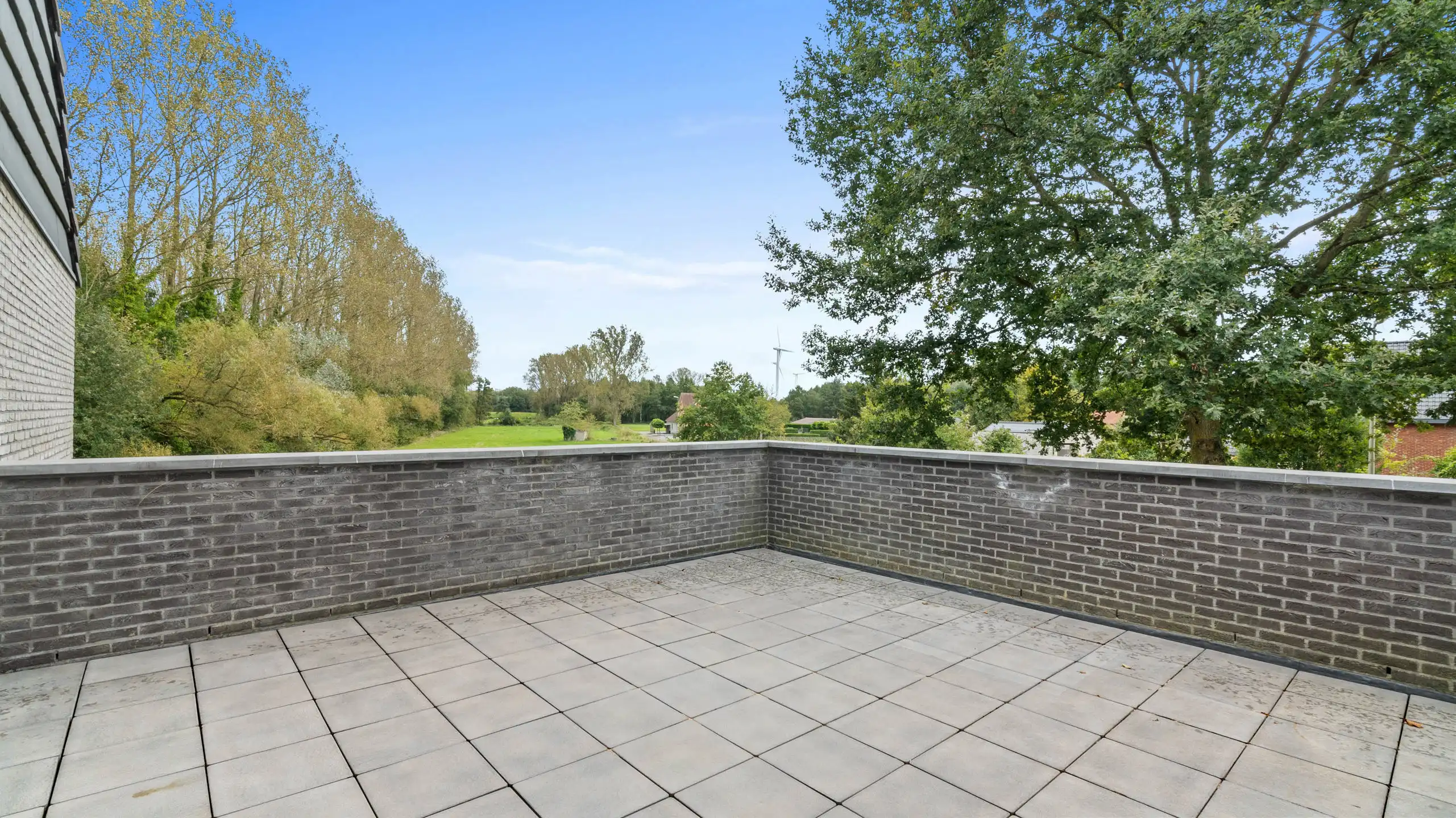 Vernieuwd appartement met 4 slaapkamers in Beringen foto 22