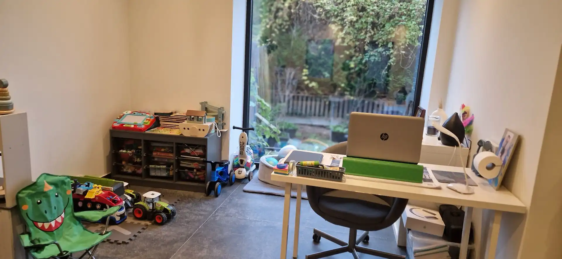 Prachtig  gerenoveerde en rustig gelegen EENGEZINSWONING (2024), bewoonbaar: 192m², met mooie leefruimten, 3 slaapkamers, garage 2 wagens en grote tuin op 14 are 54 ca. foto 18