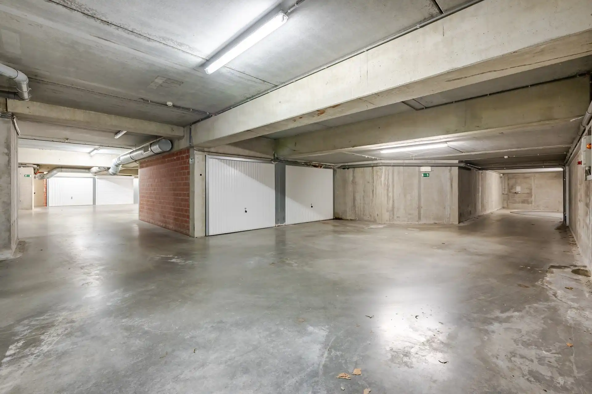 Topappartement met 2 slaapkamers en tuin! foto 20