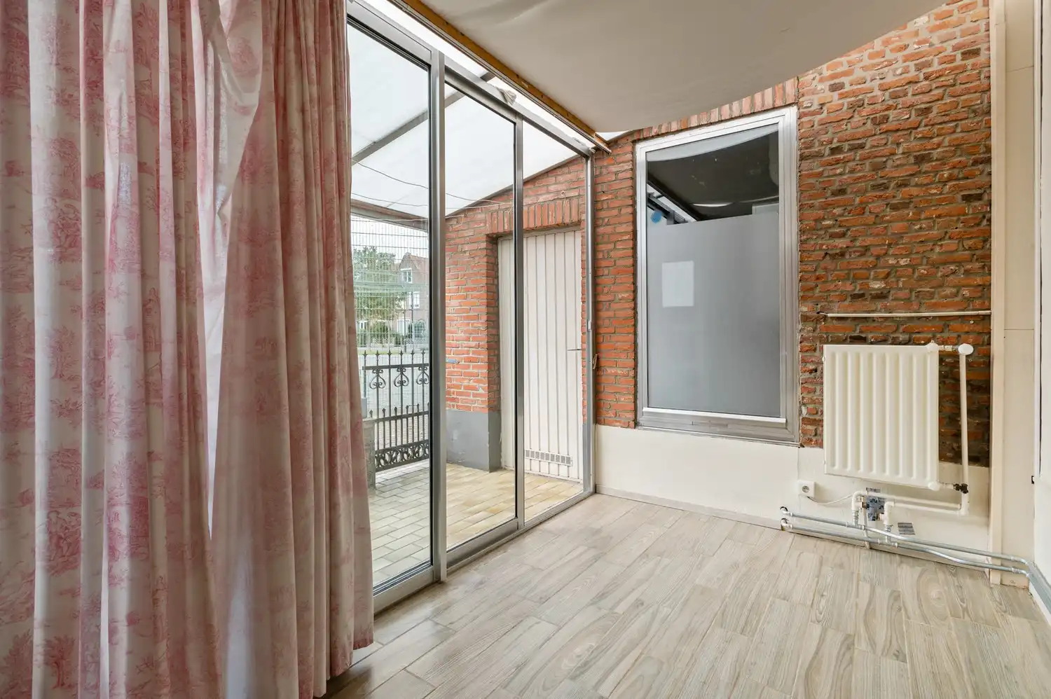 Te renoveren woning op toplocatie te Lier! foto 10