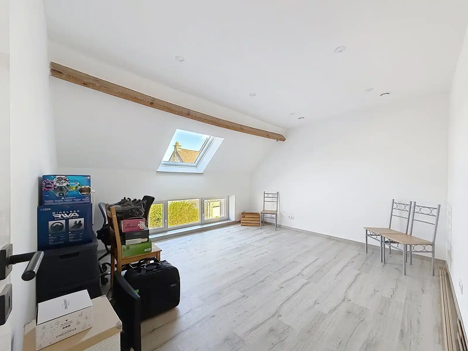 Ruime, Mooi Gerenoveerde Stadswoning met 3 SLPK én Tuin! foto 15