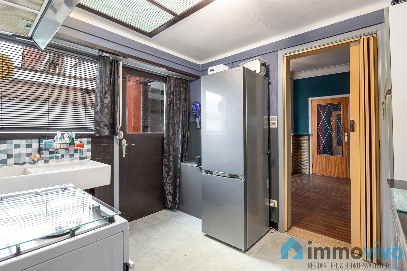 Te renoveren woning met 2/3 slaapkamers en grote tuin. foto 8