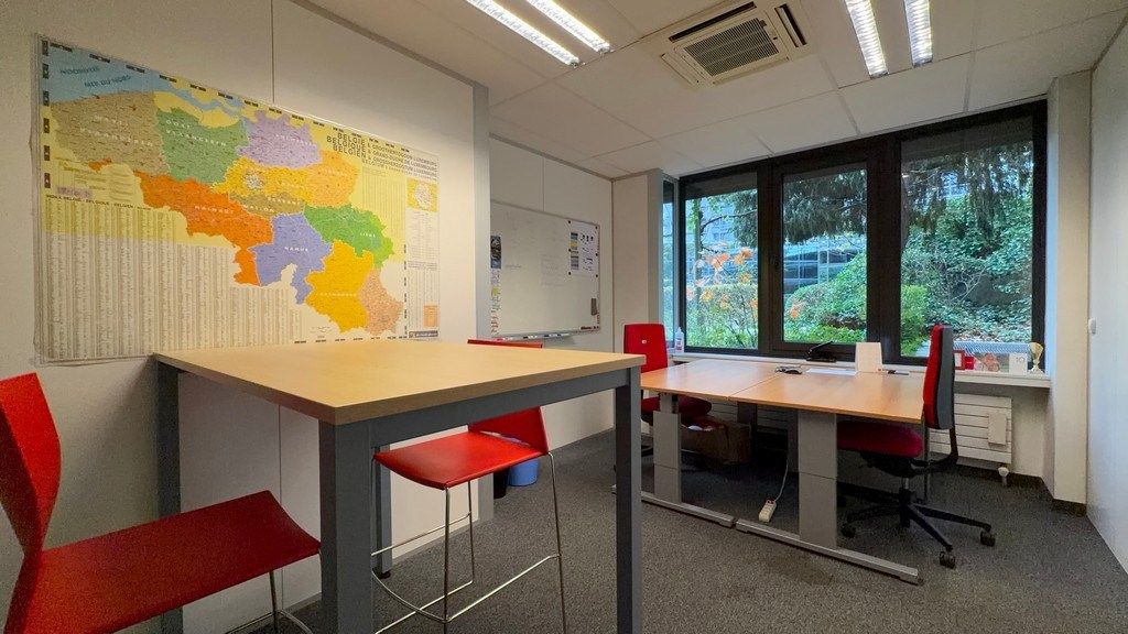 Gelijkvloerse kantoren te koop langs Singel in Antwerpen foto 8