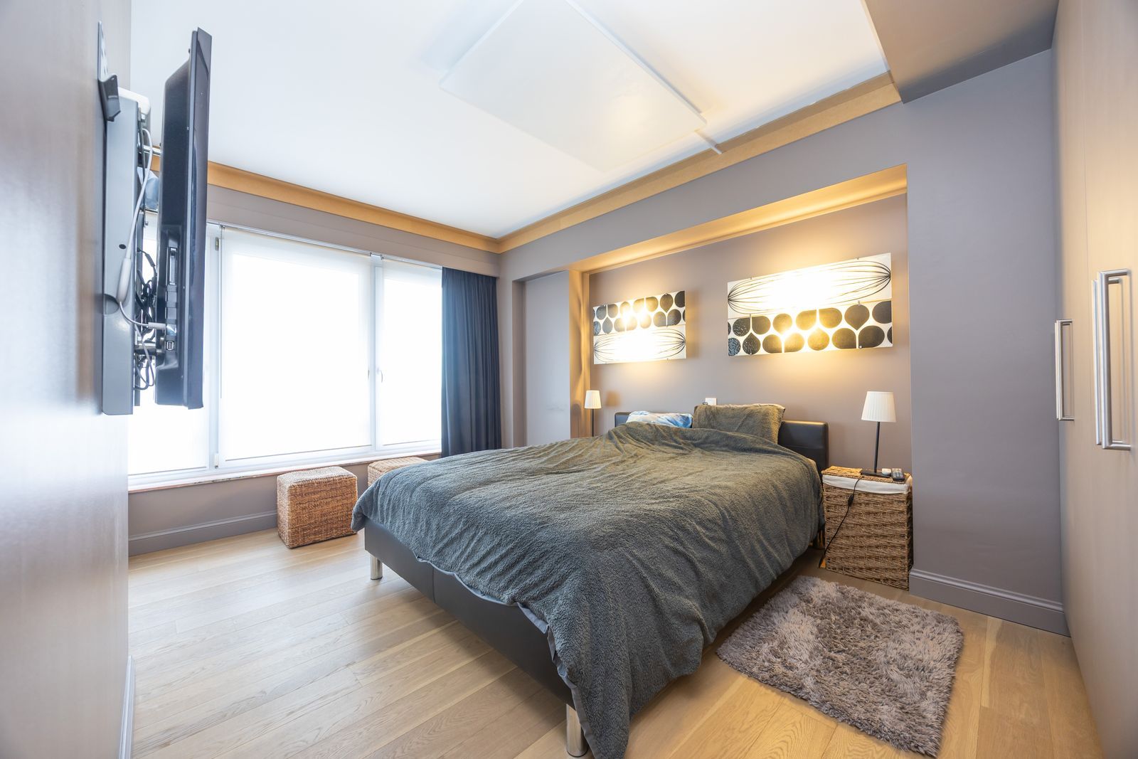 Fenomenaal gerenoveerd hoekappartement met 2 slpk pal aan het strand foto 10