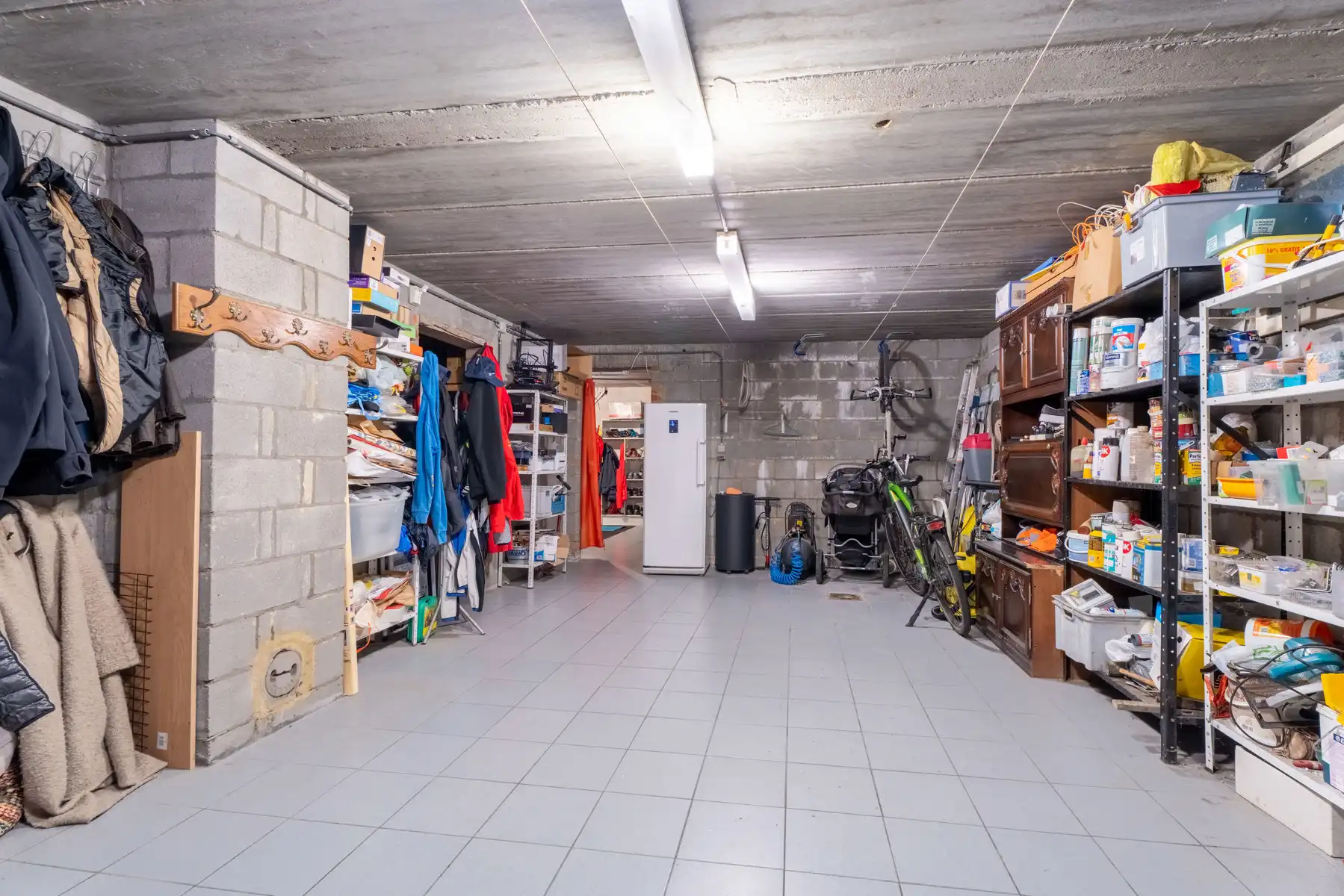 Ruime gezinswoning met 5 slaapkamers. foto 24