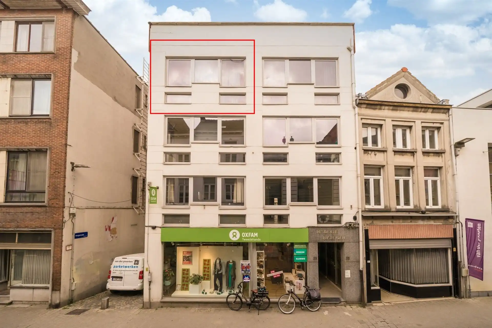 2-slpk appartement met terras in centrum Mechelen foto {{pictureIndex}}