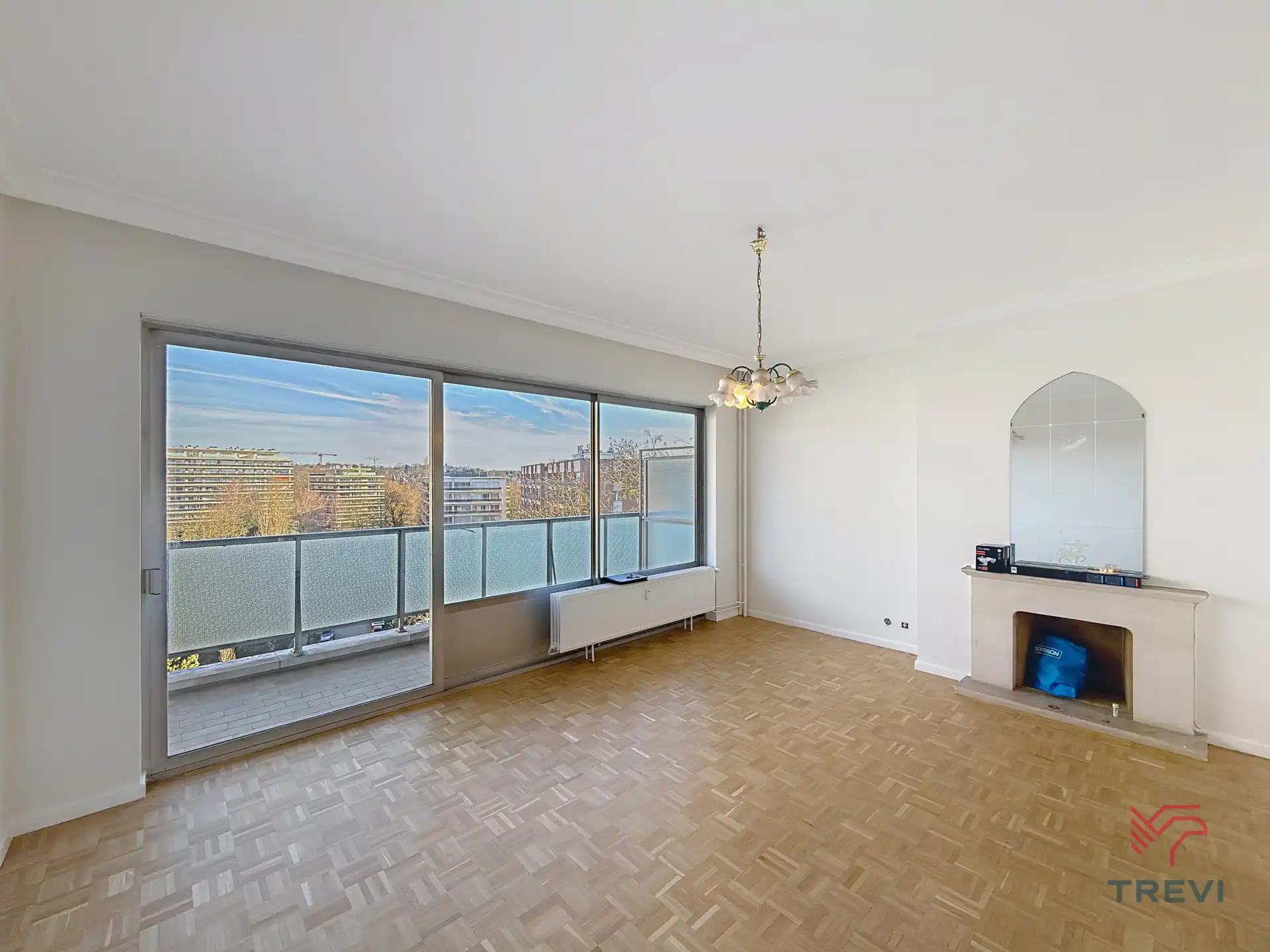 Opgefrist appartement met 1 slaapkamer op de Brugmannlaan ! foto {{pictureIndex}}