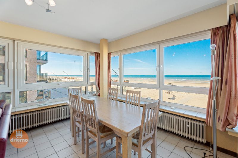 HOEKAPPARTEMENT MET DRIE SLAAPKAMERS OP DE WANDELDIJK foto 2