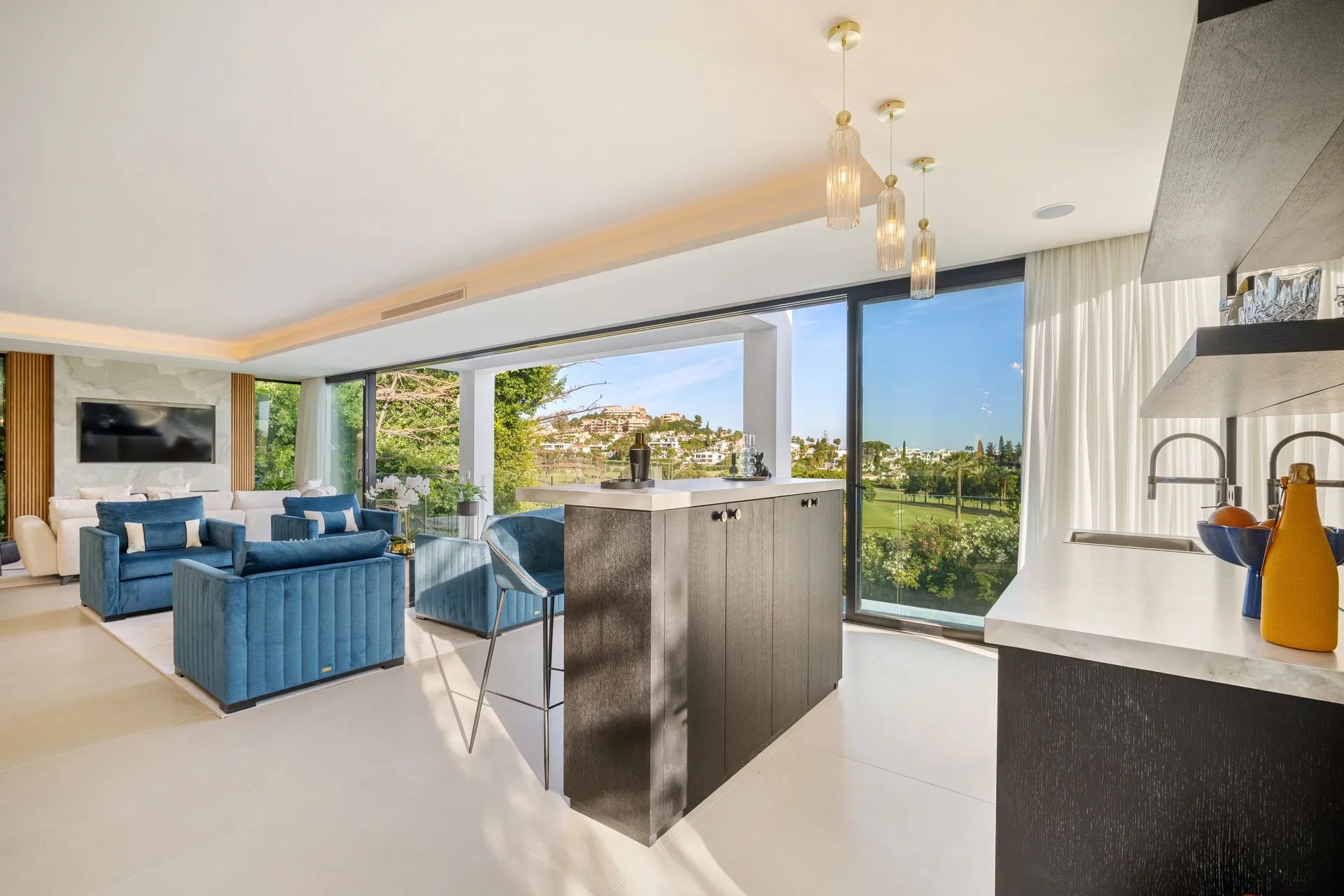 Architecturale pracht aan de golf – ultieme luxe in Marbella foto 6