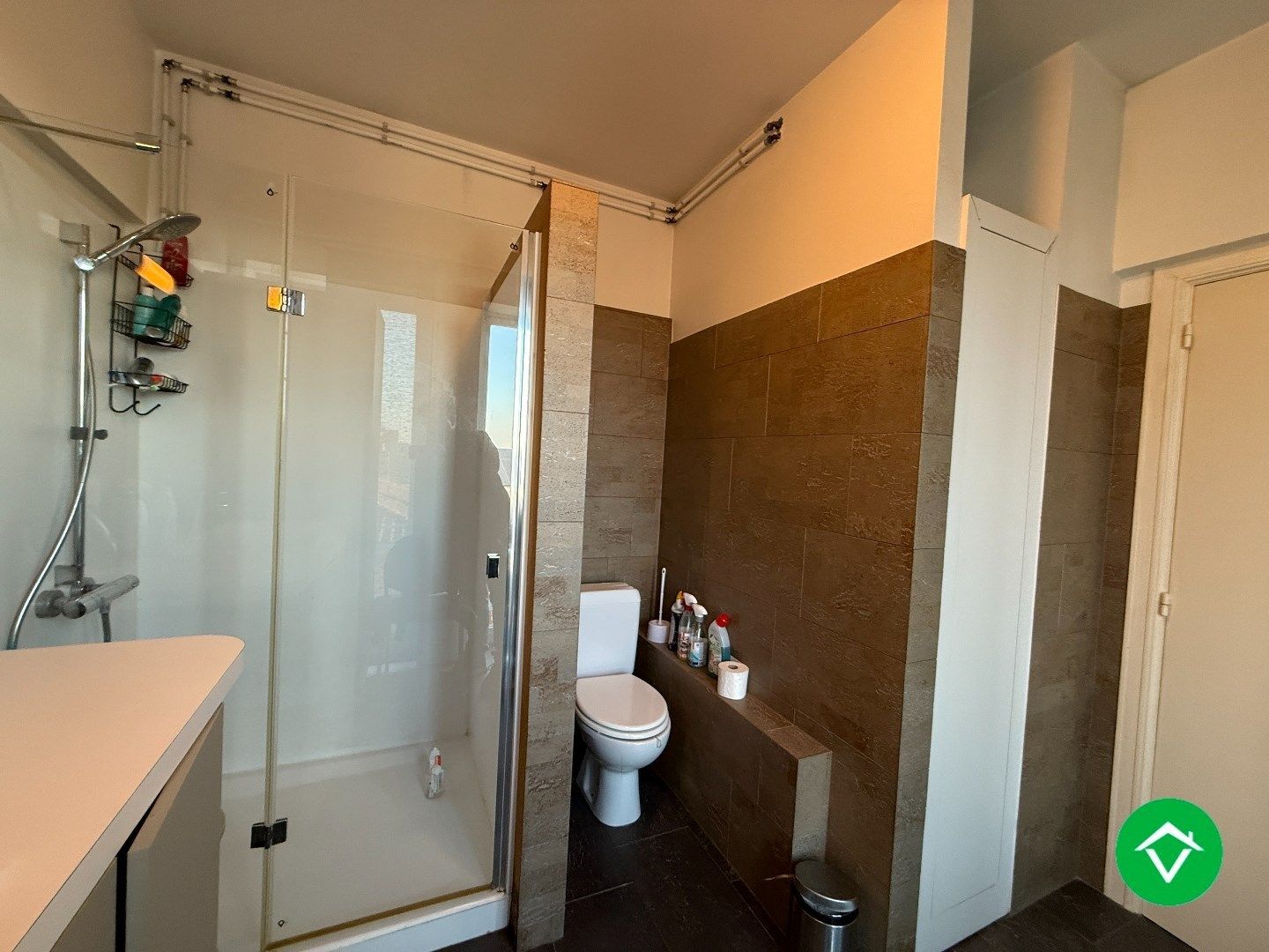 Ruim, gezellig dakappartement met 3 slaapkamers in centrum Roeselare  foto 13