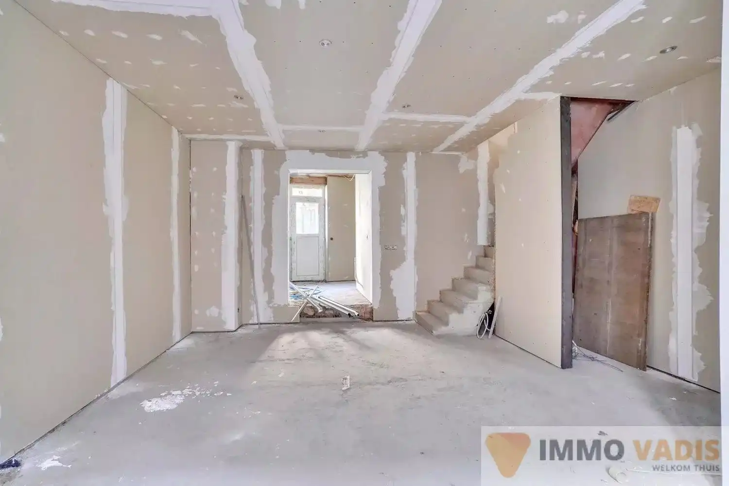 Gerenoveerde casco rijwoning in het hart van Tongeren foto 7