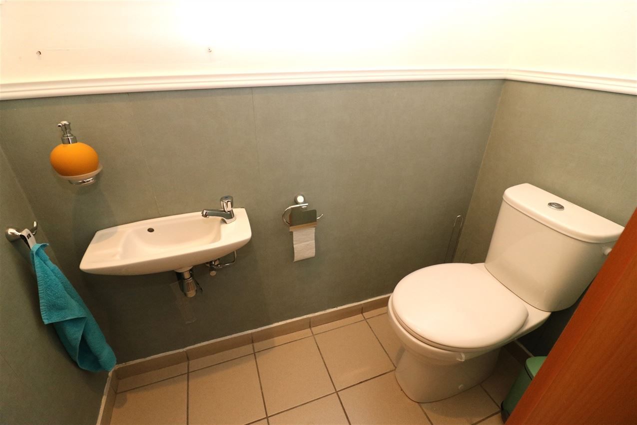 Centrale, zeer gezellige stadswoning met 2 slpk. en koer foto 24