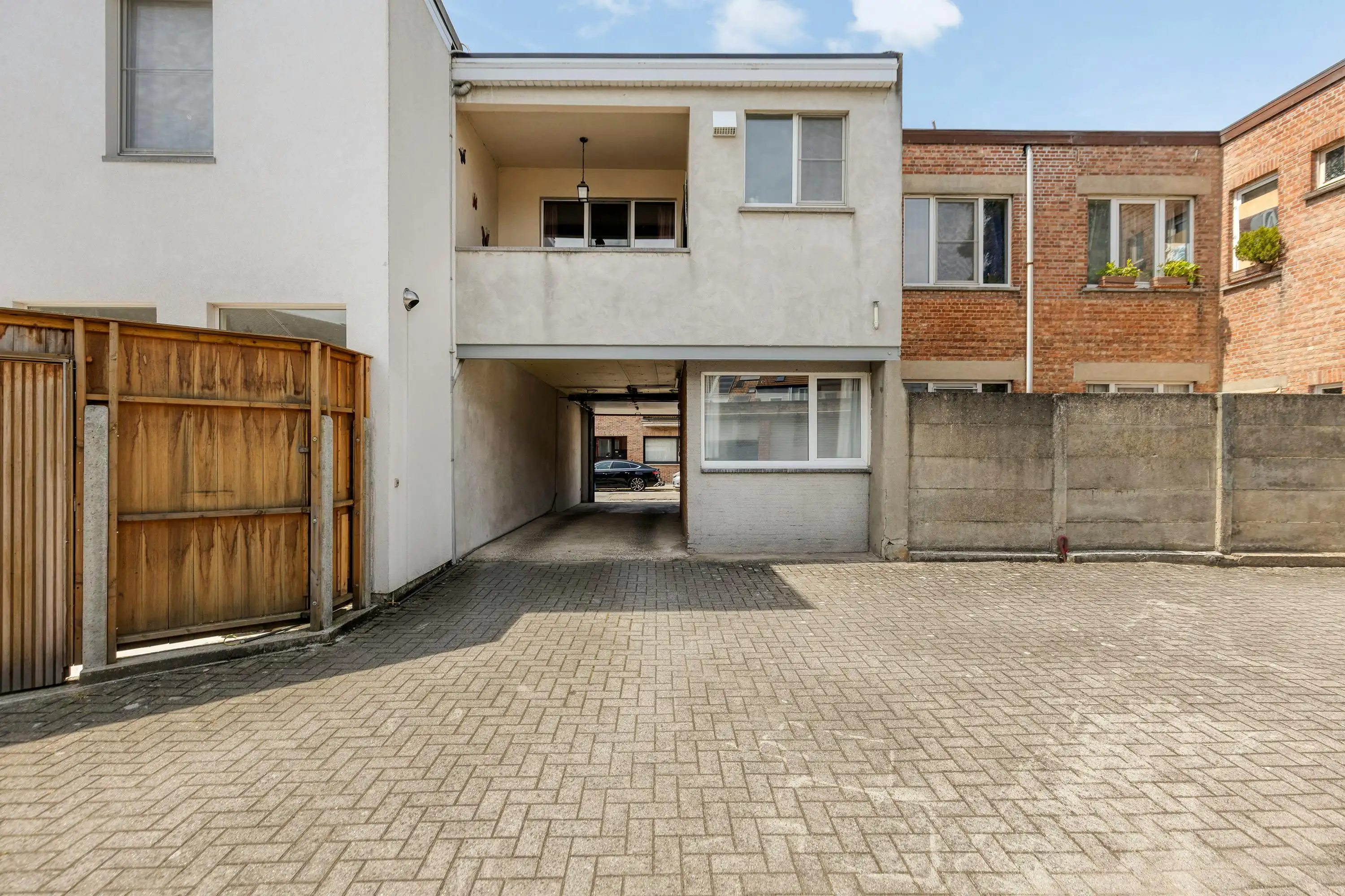 Duplex met 2 slaapkamers, terras en garage te koop in Mortsel  foto 15