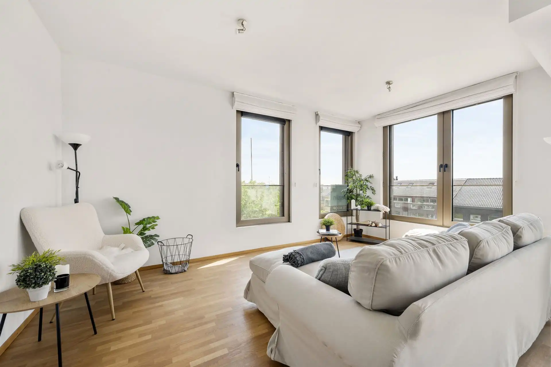 TOPGELEGEN APPARTEMENT met 2 slaapkamers en leuk ZONNETERRAS foto 10