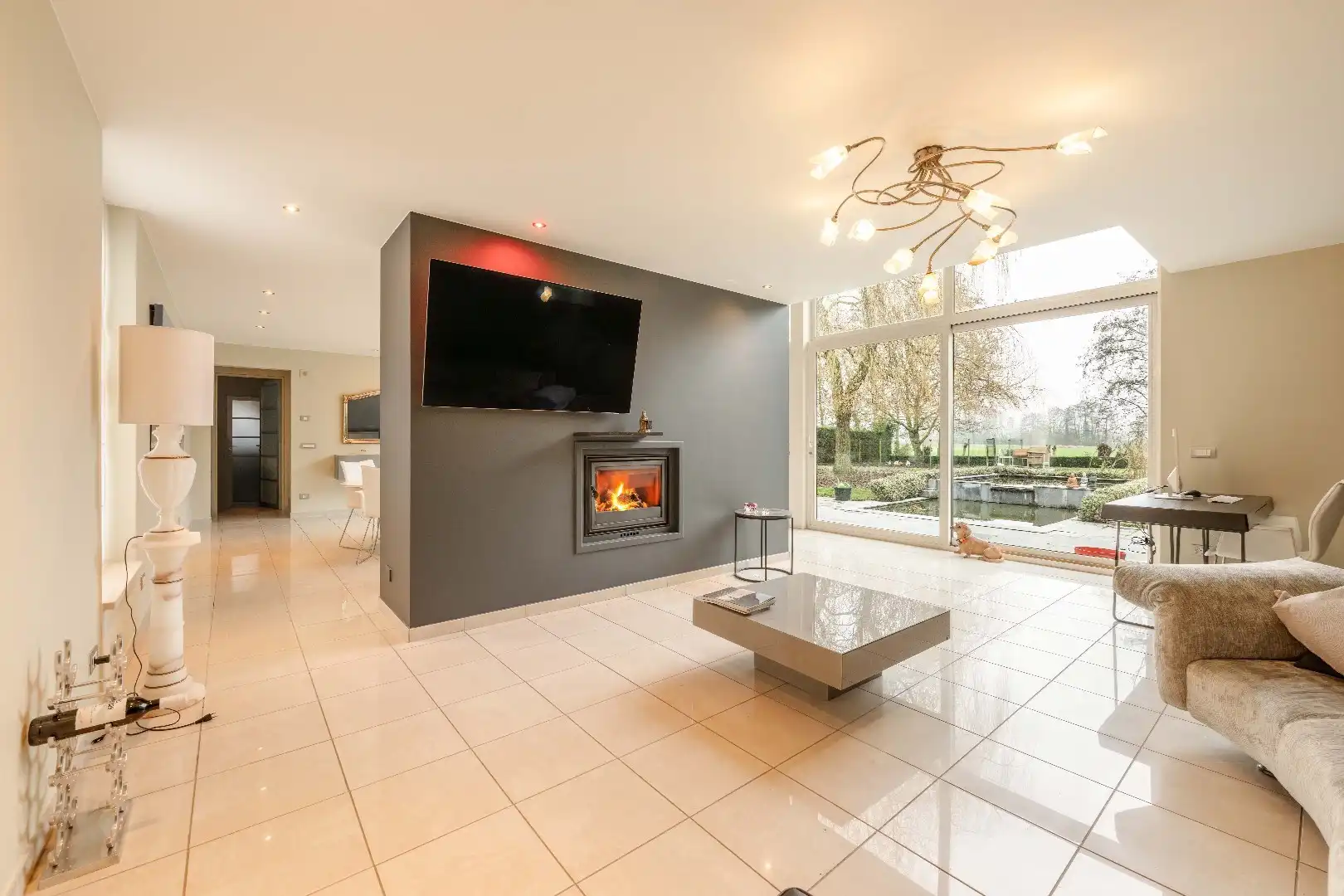 VERRASSEND RUIME VILLA MET PRACHTIG AGRARISCH ZICHT OP 1.507 m² !!!!  foto 4