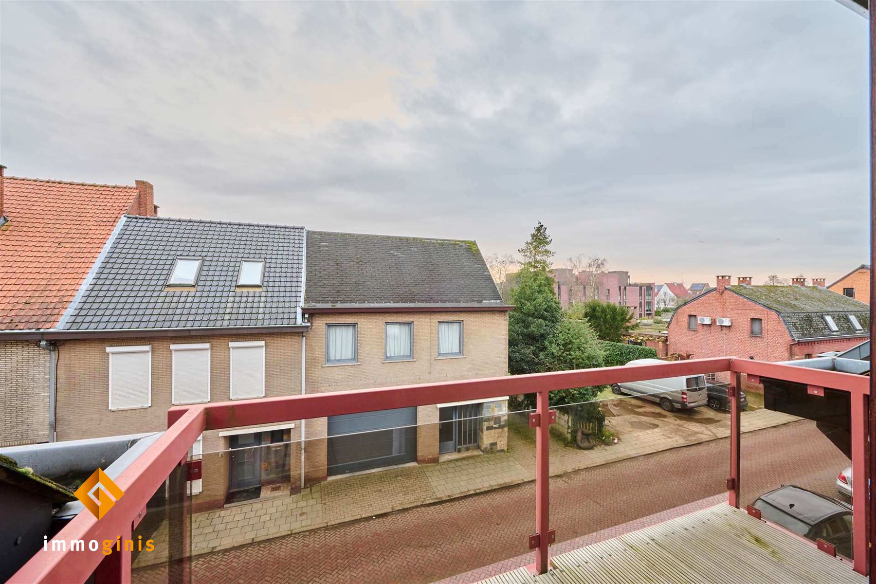 Instapklaar appartement met 2 (mogelijk 3) slaapkamers op wandelafstand van Neerpelt centrum. foto 5