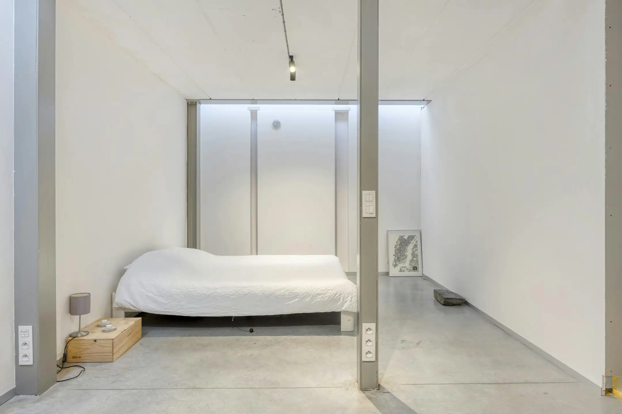 Unieke loft met binnentuin en parking te Sint-Kruis (Brugge) foto 15