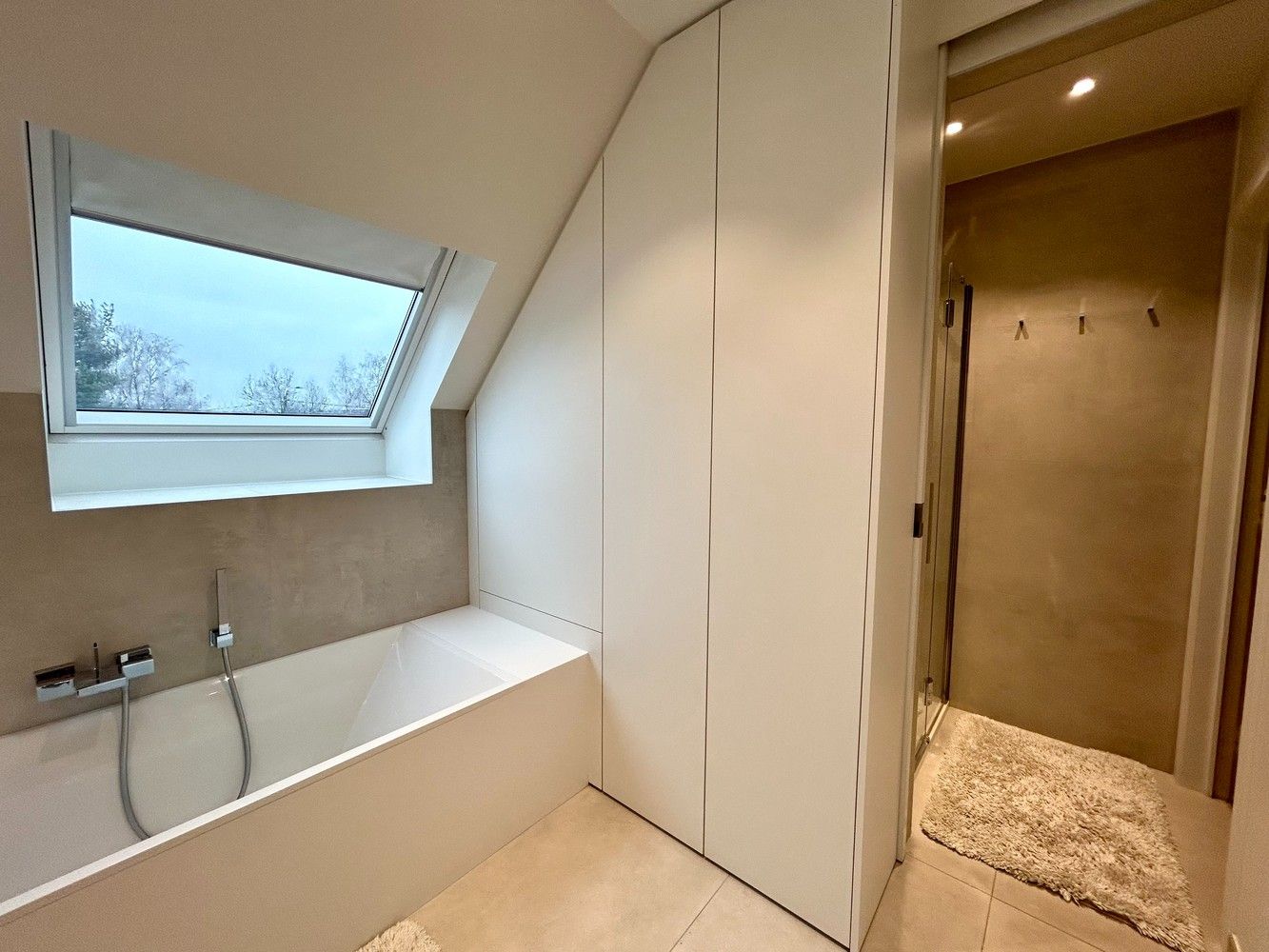 Comfortabel wonen in het groen: ruime alleenstaande woning op uitzonderlijk perceel foto 21