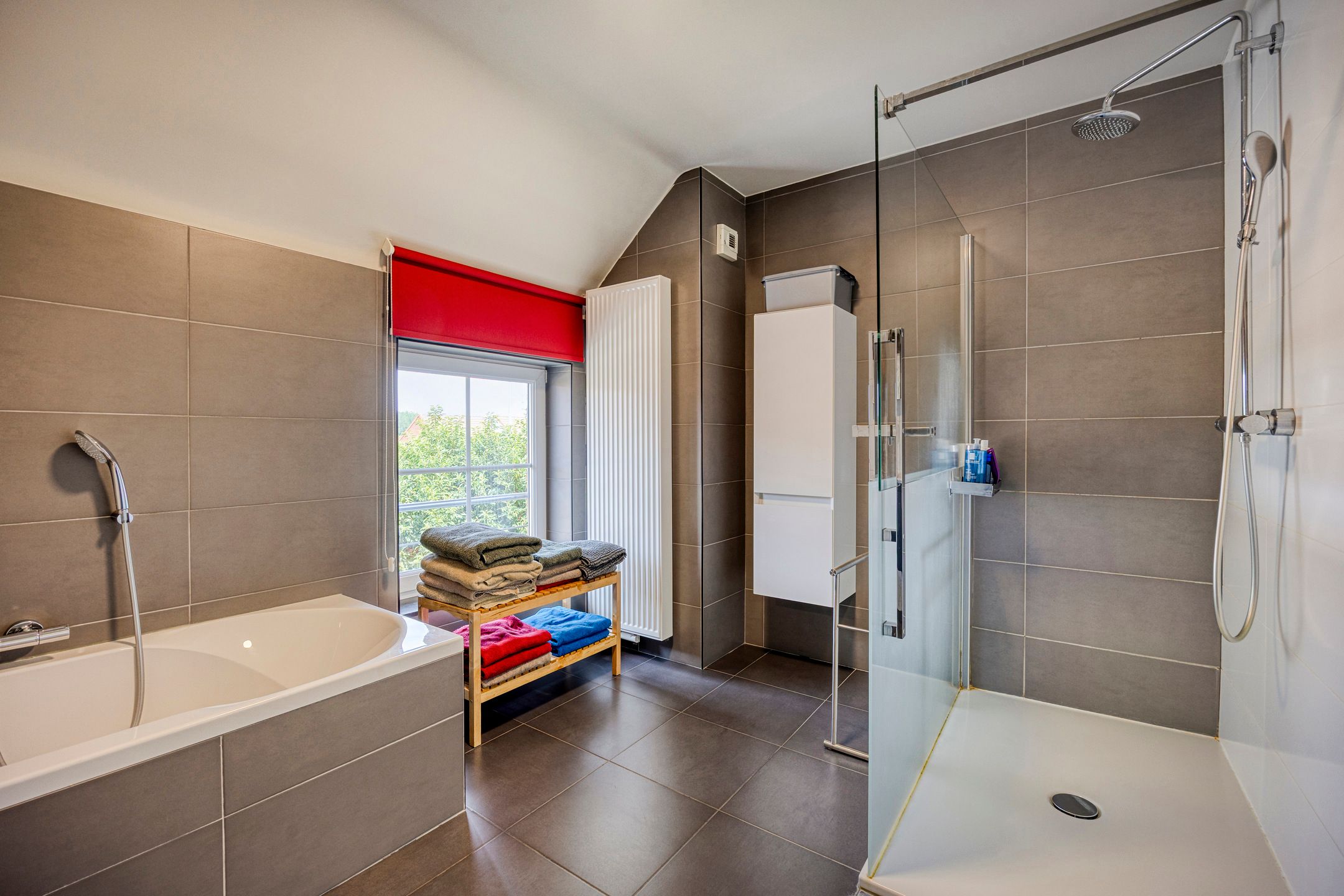 Ruime, energiezuinige woning met 4 slaapkamers te Holsbeek foto 15