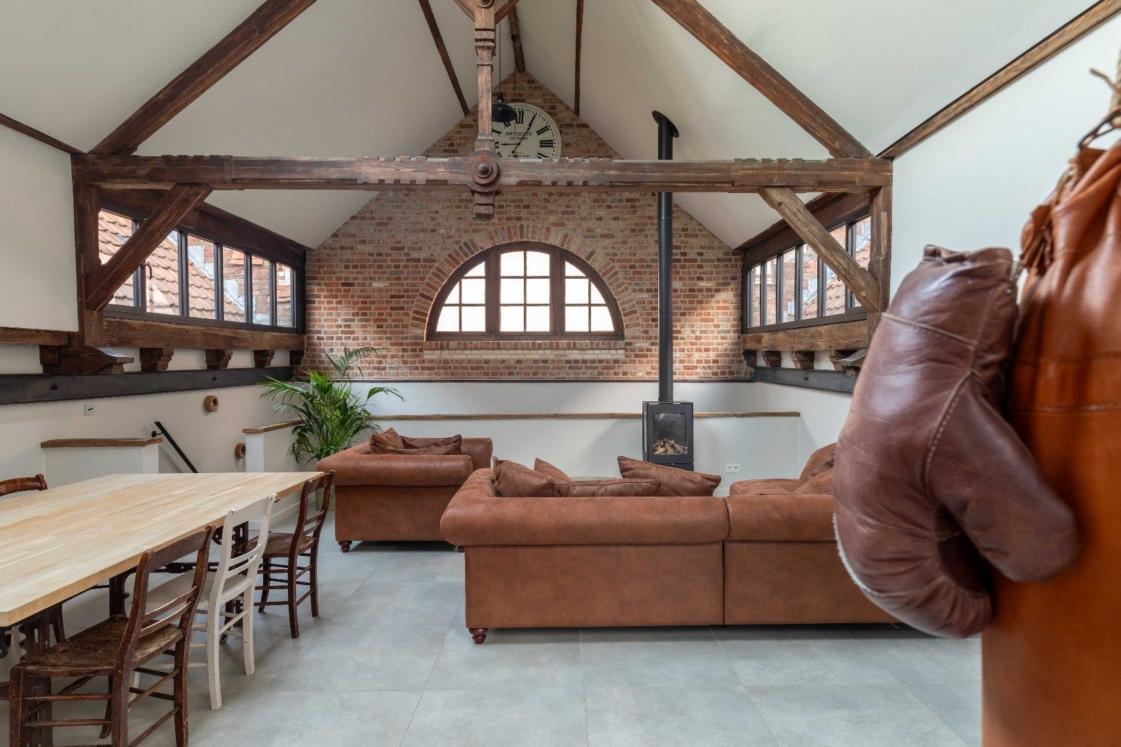 Loft, stijl en comfort in voormalig fabrieksgebouw foto 6
