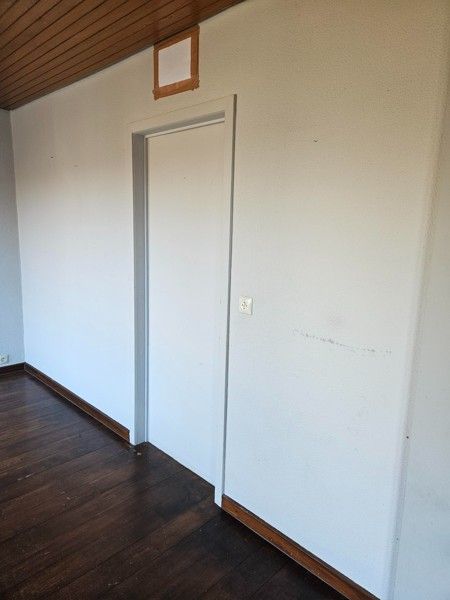 Ruim appartement met 4 slaapkamers foto 25