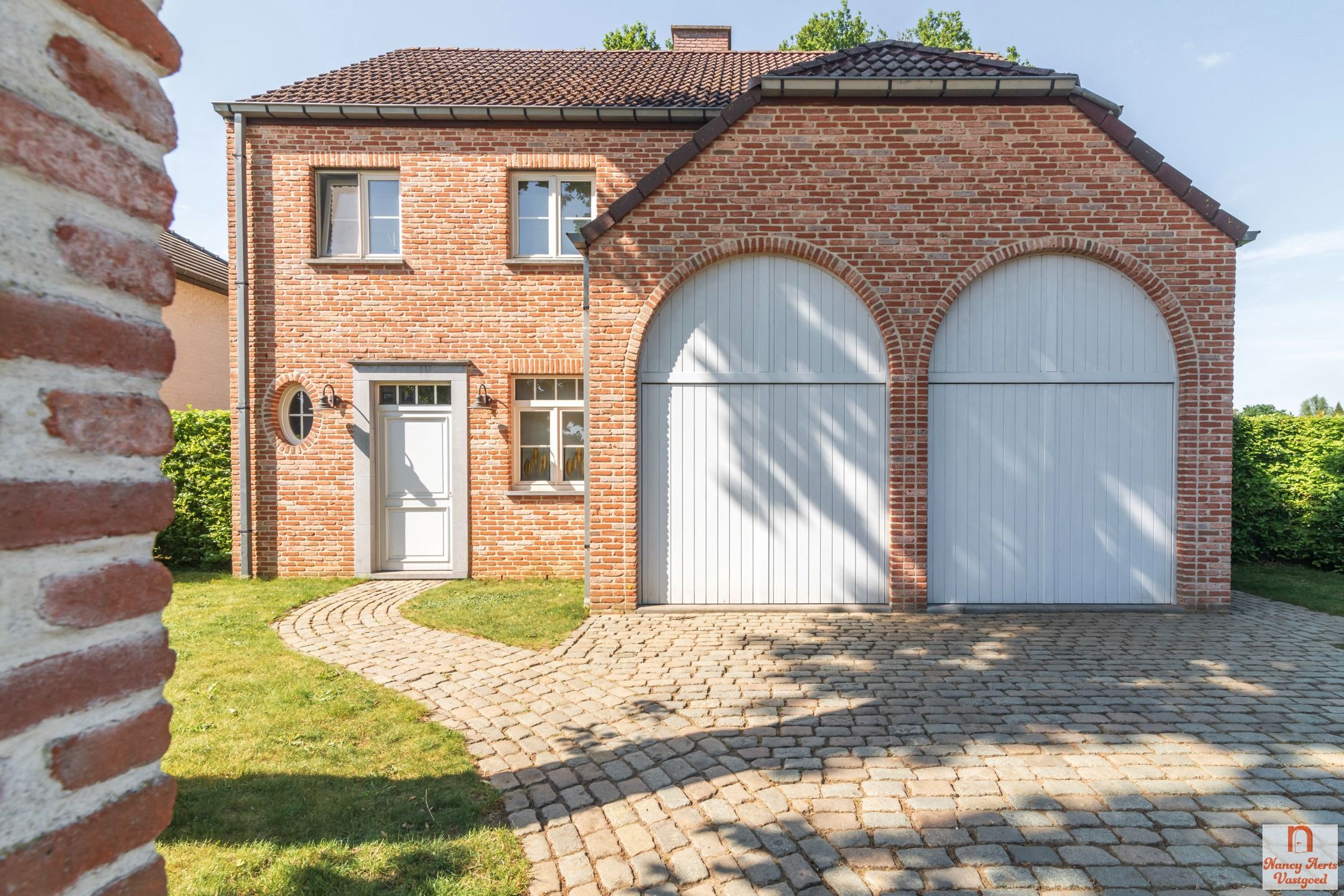 Tijdloze pastoriewoning in het groene Tervant foto 4