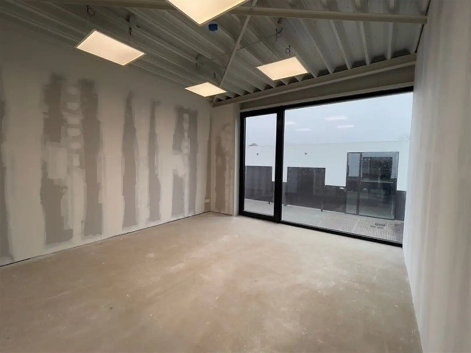 Te Huur Nieuwbouw KMO unit te Merksplas foto 11