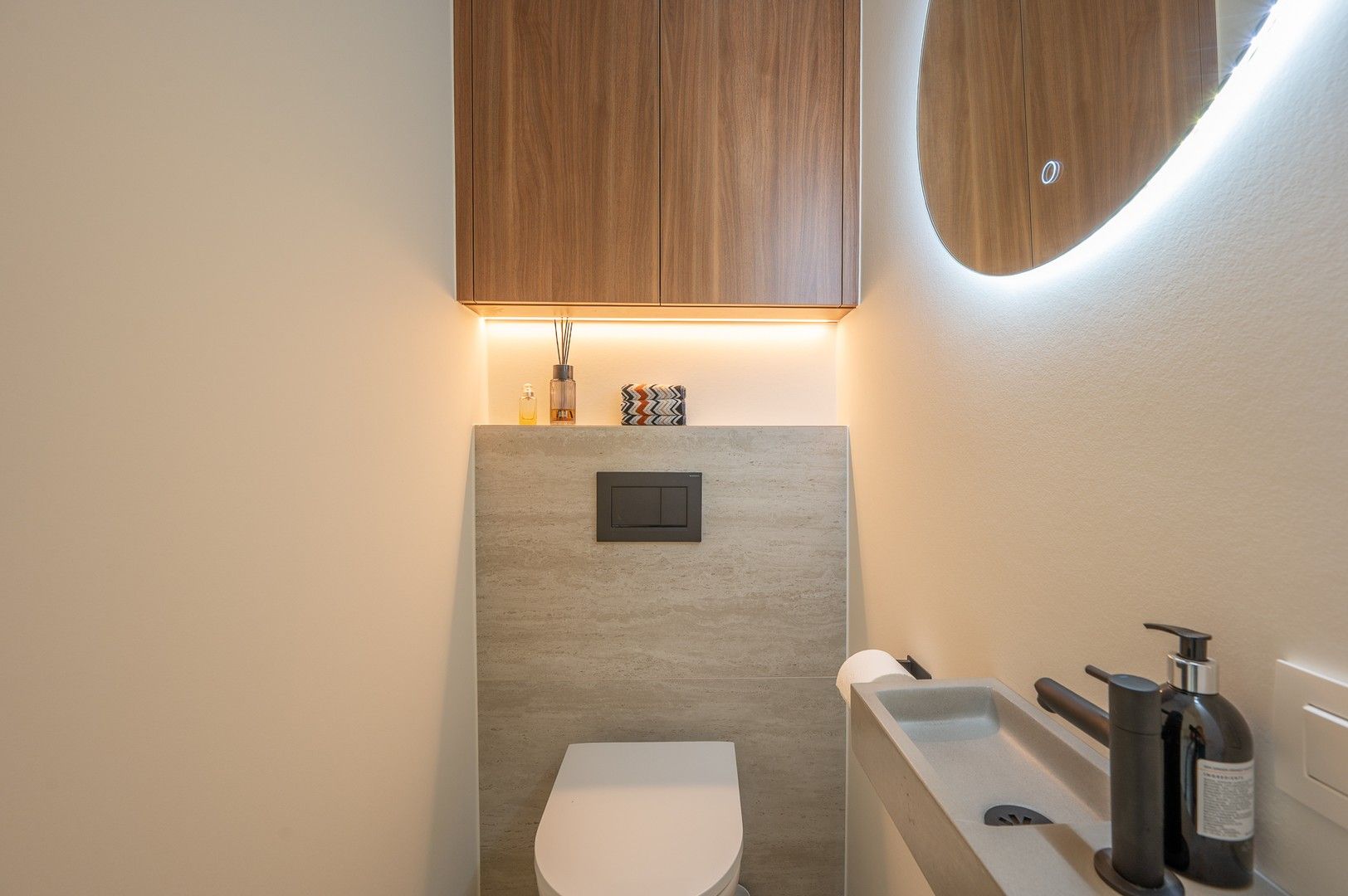 Volledig gerenoveerd appartement met zuidgericht terras heel centraal gelegen op de Kustlaan. foto 19