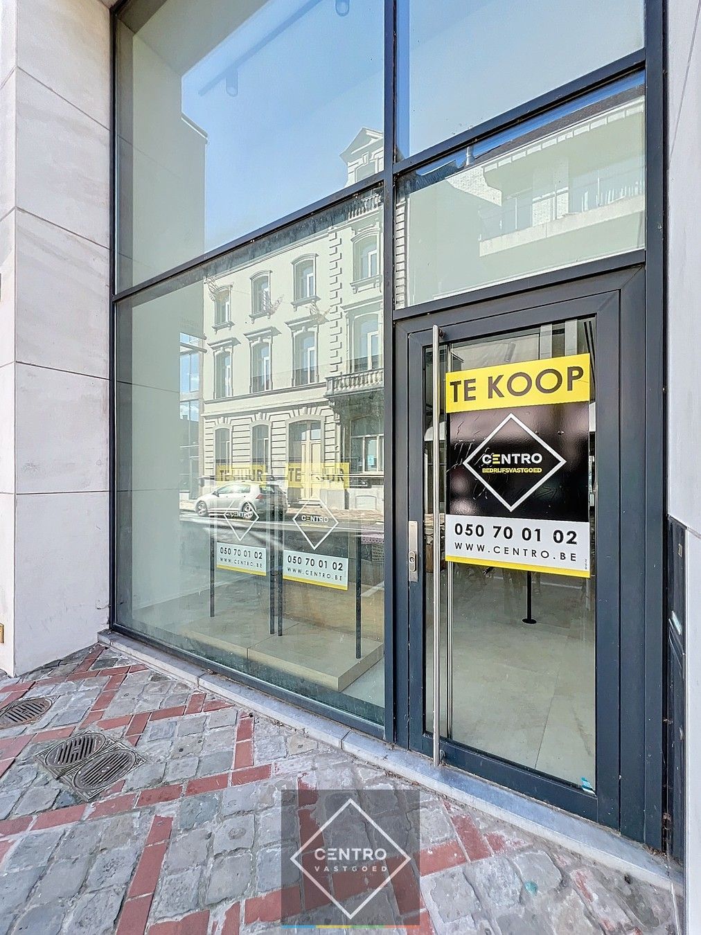 STIJLVOL ingericht handelspand 125m² (+ terras) TE KOOP aan de Ooststraat te ROESELARE ! foto 3