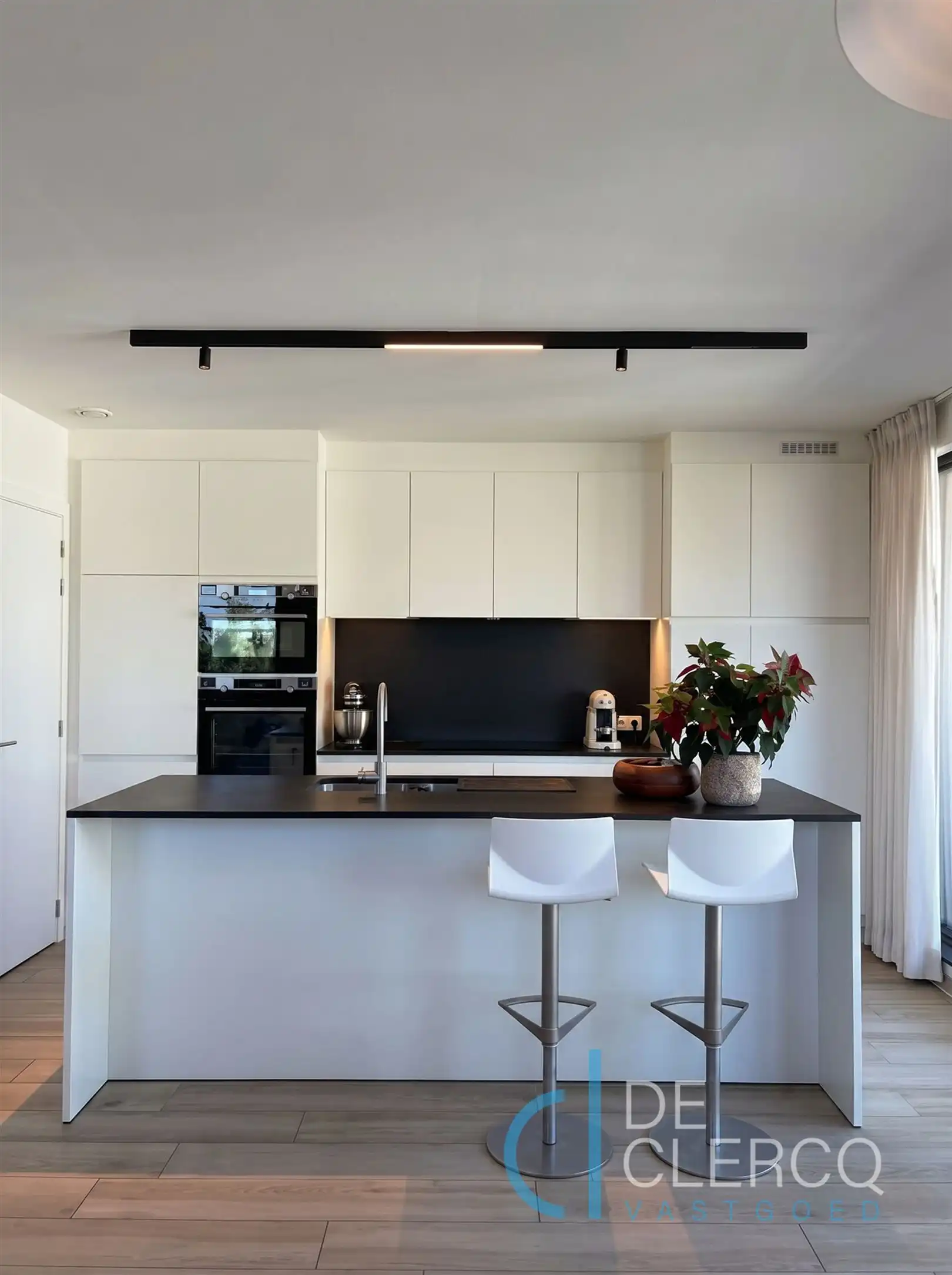 Perfect onderhouden appartement + garage te huur, Lochristi! foto 6