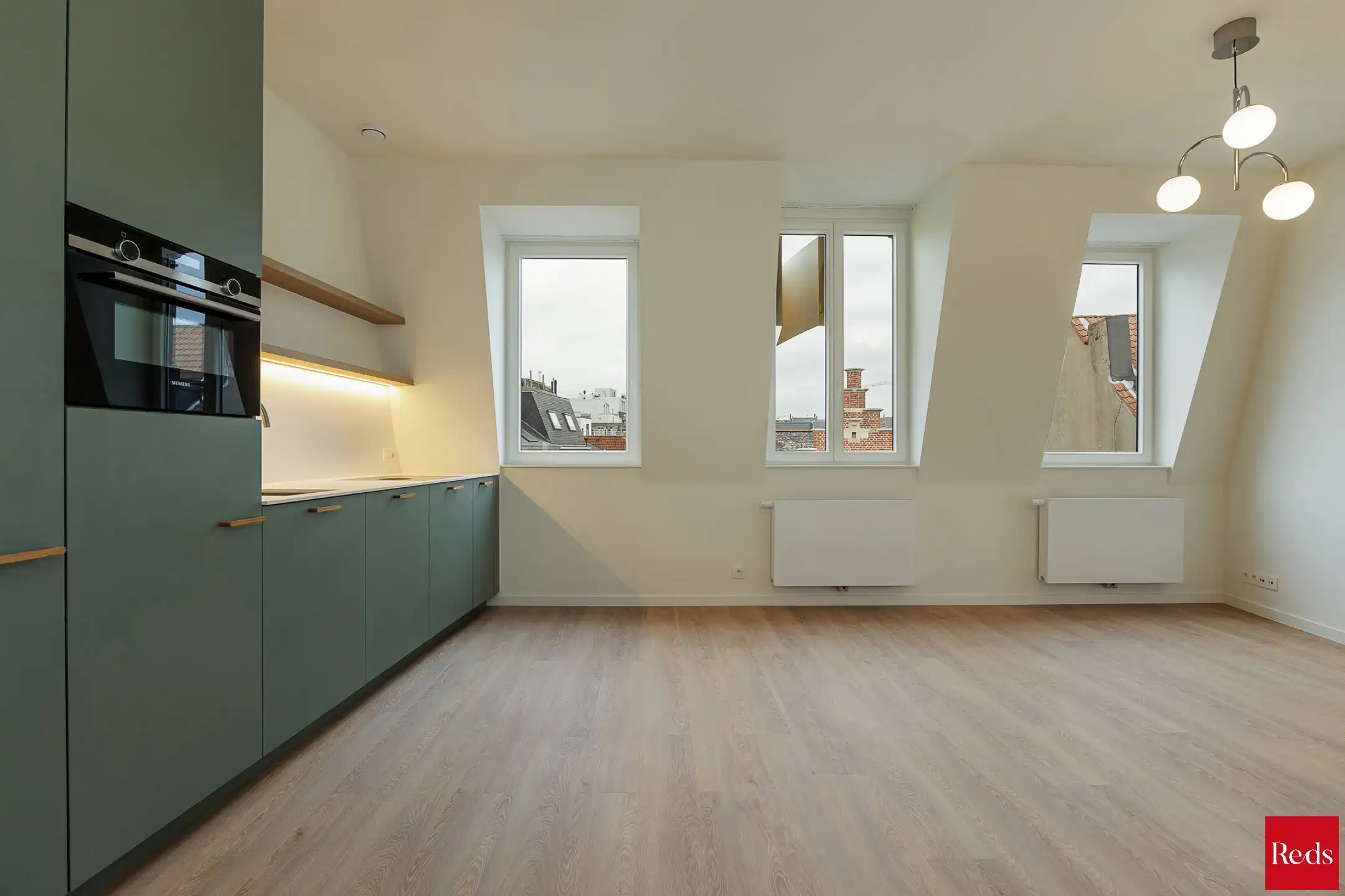 Gerenoveerd appartement op toplocatie in Antwerpen foto 3