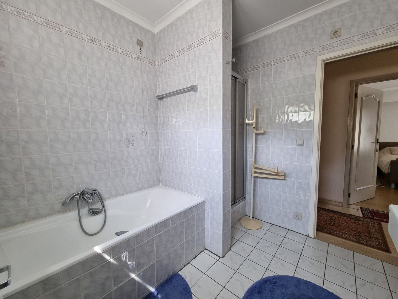Ruime, instapklare woning met 4 slpks op 6a71ca foto 25